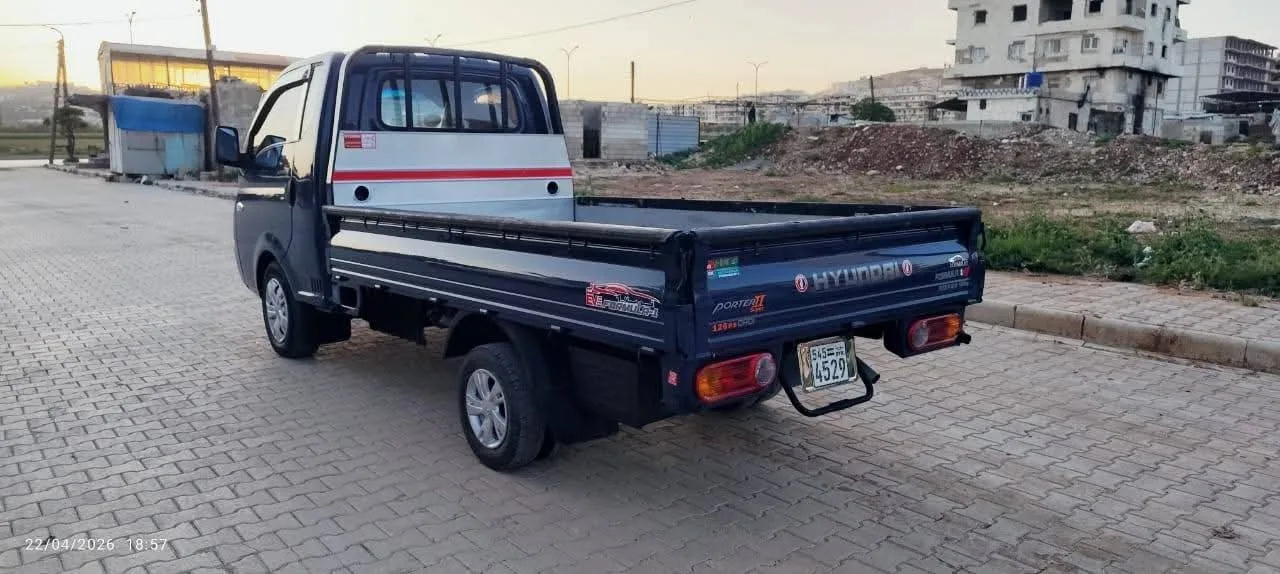 kilometrage car sale hyundai porter ii 2 crdi cargo truck used 2011 aleppo nz image