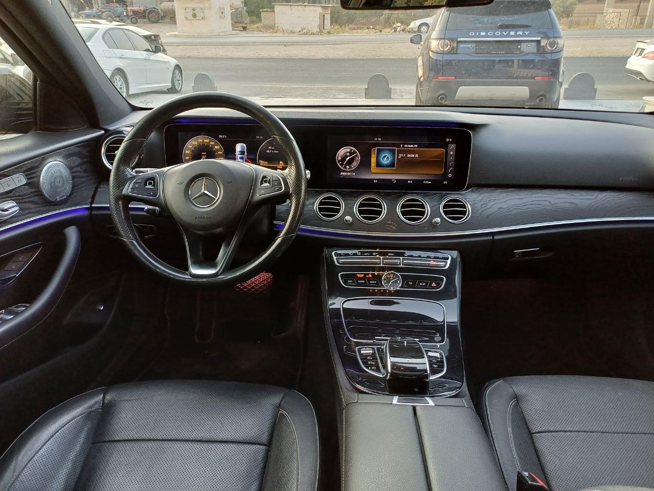 kilometrage car sale mercedes benz e class e 300 4 matic sedan used 2018 aleppo eo image