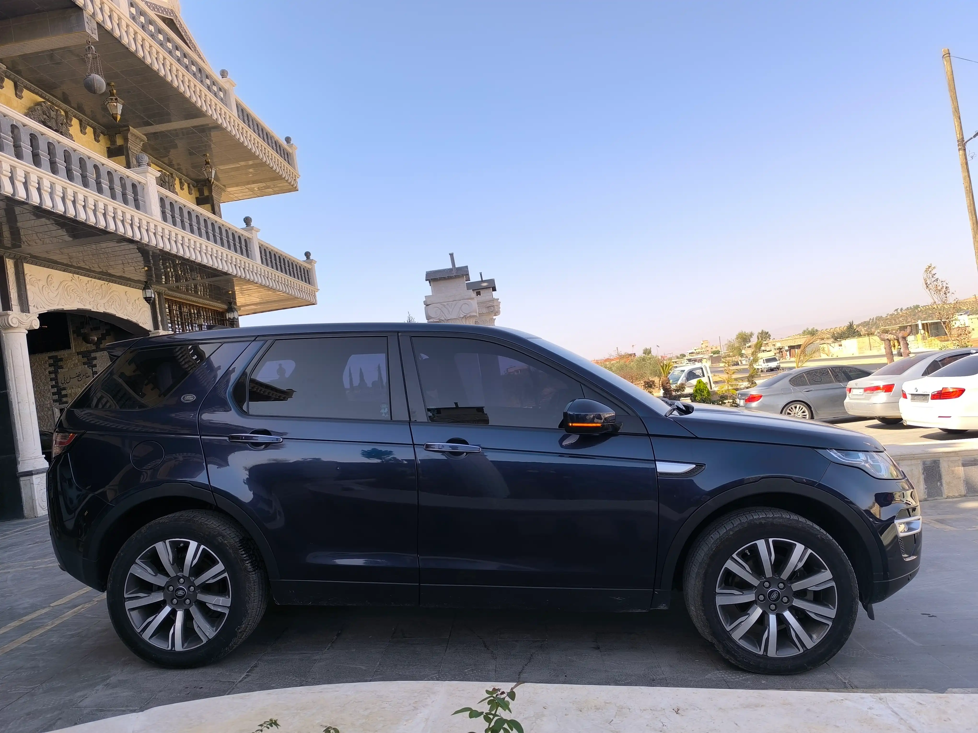 kilometrage car sale land rover discovery sport hse suv used 2017 aleppo le image