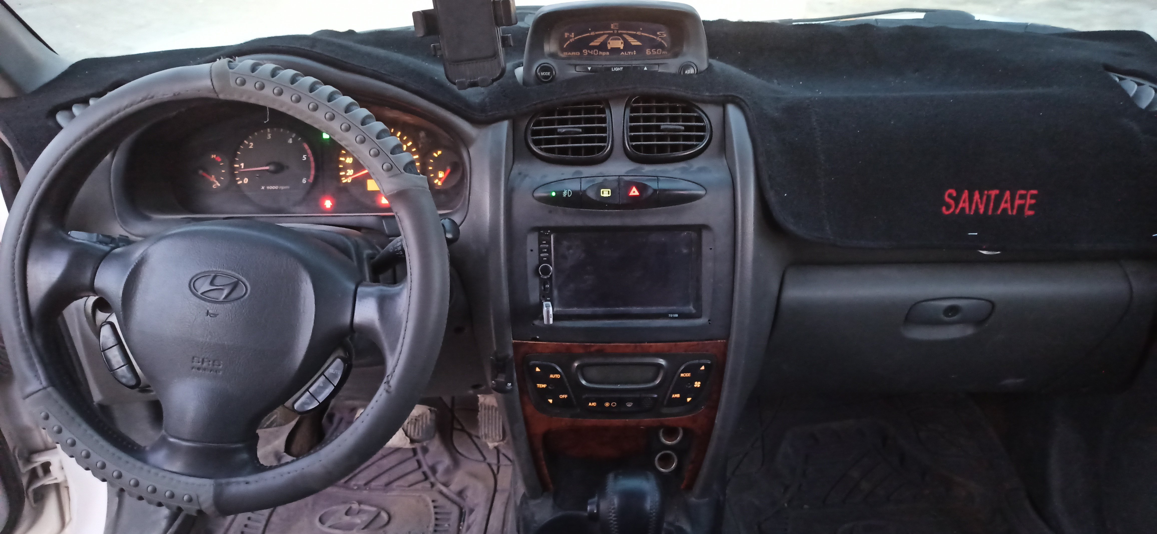 kilometrage car sale hyundai santa fe 2 2 d suv used 2001 aleppo ur image