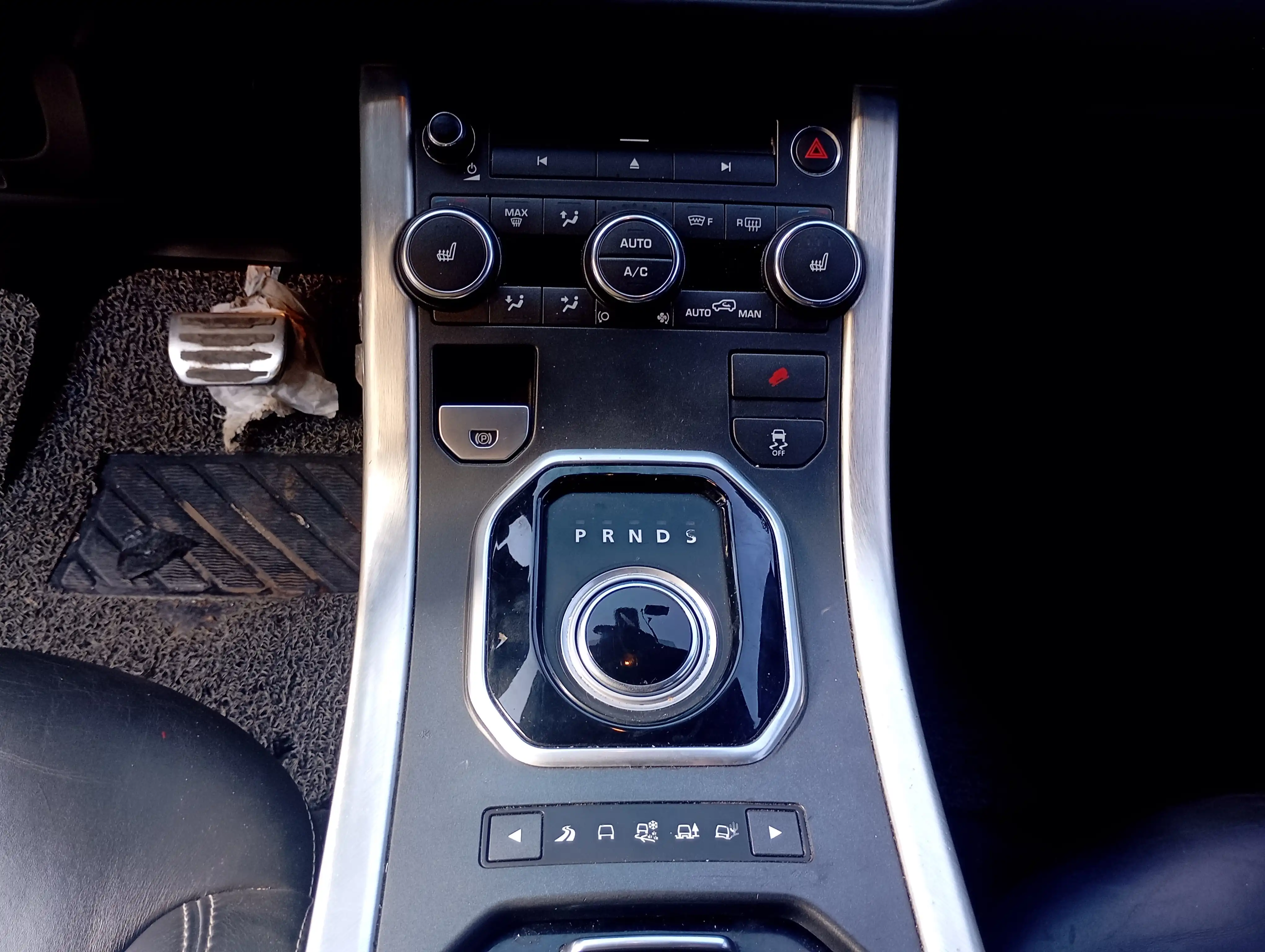 kilometrage car sale land rover range rover evoque sd4 2013 pv image