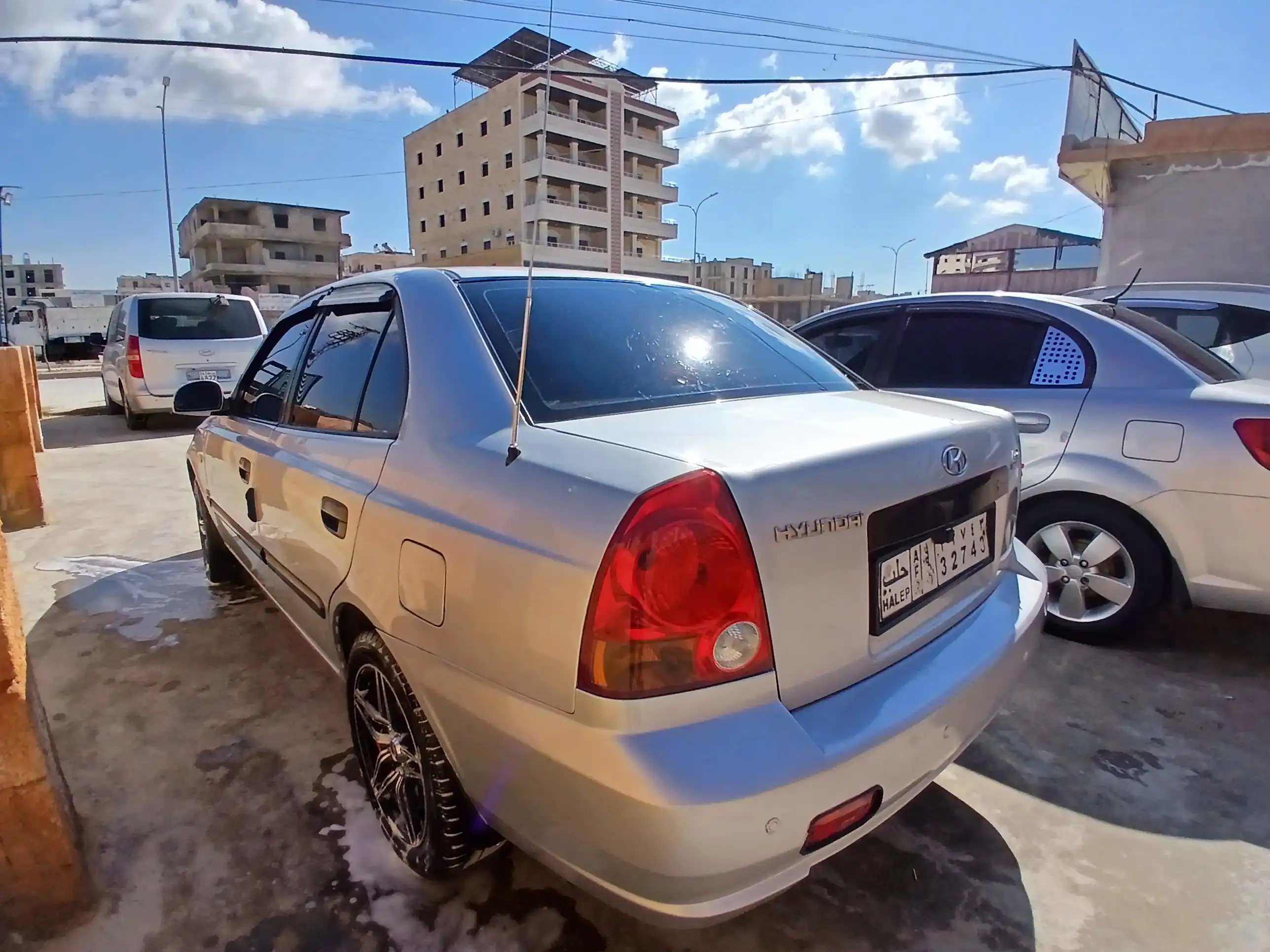kilometrage car sale hyundai accent standard sedan used 2004 aleppo yz image