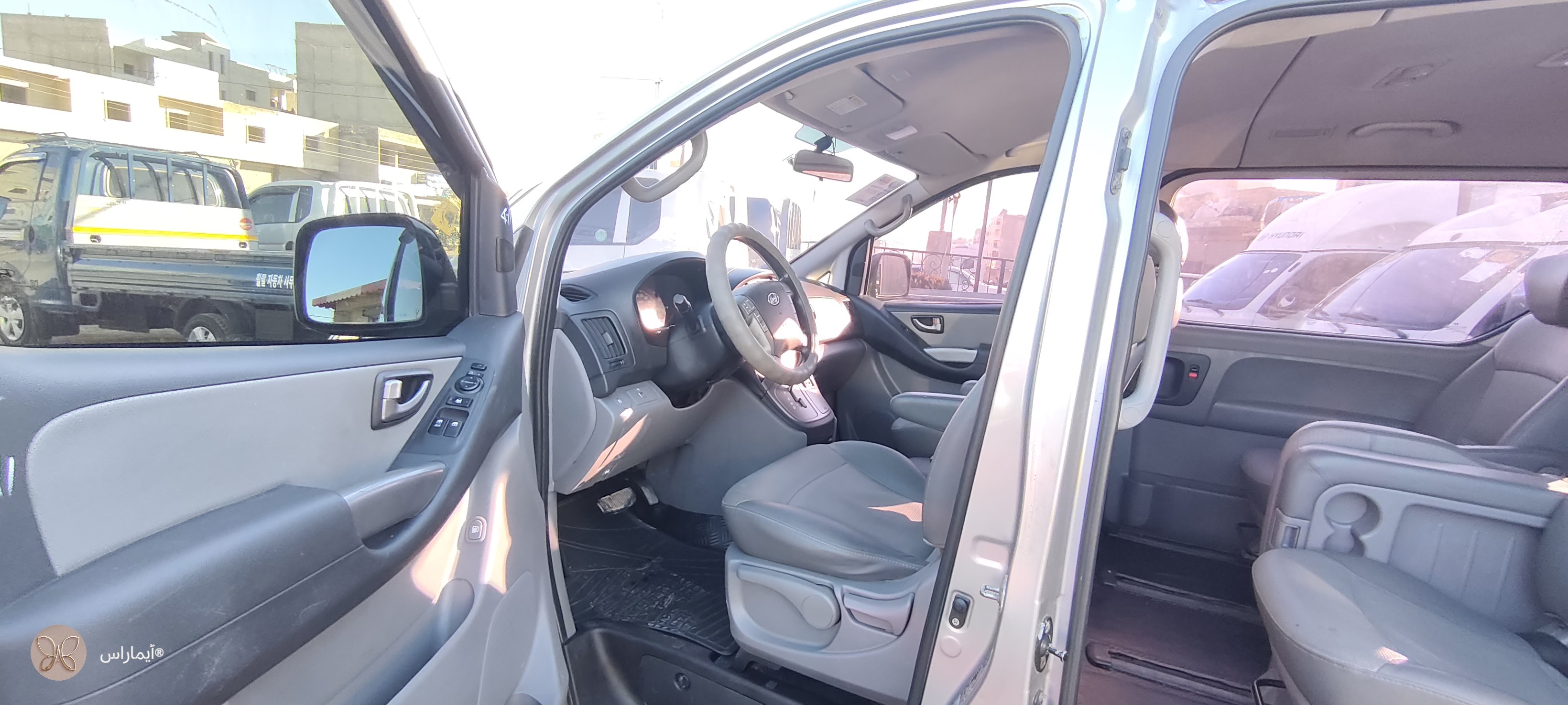 kilometrage car sale hyundai grand starex vgt van used 2012 aleppo vy image