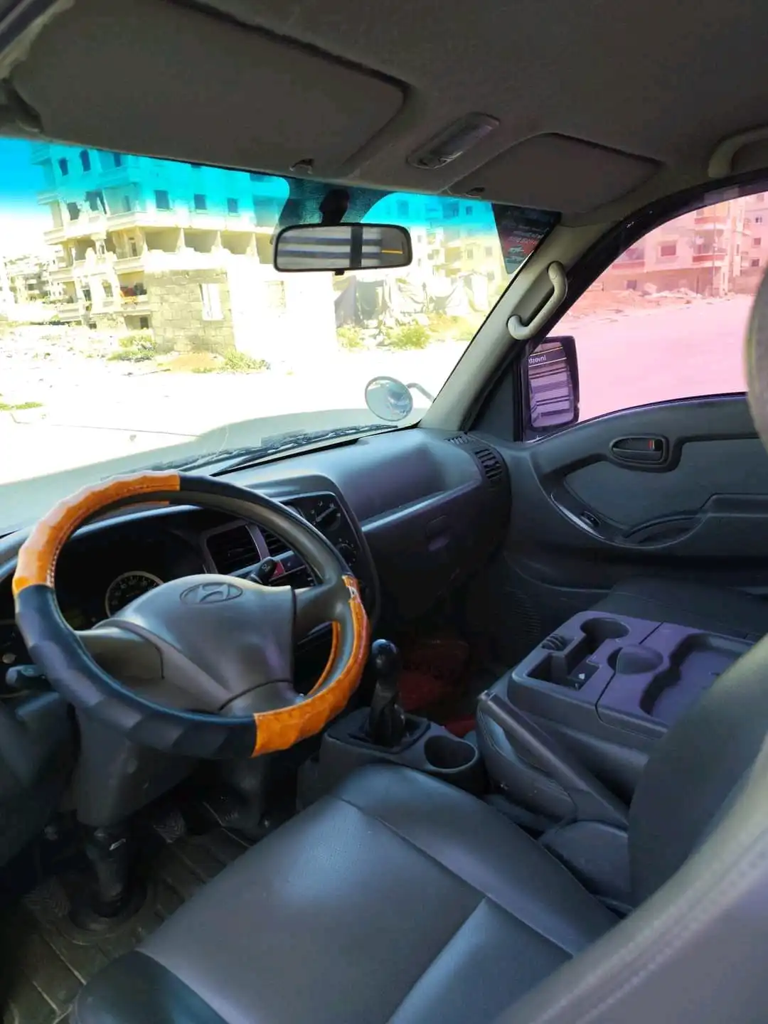 kilometrage car sale hyundai porter 2 crdi cargo truck used 2011 aleppo yj image