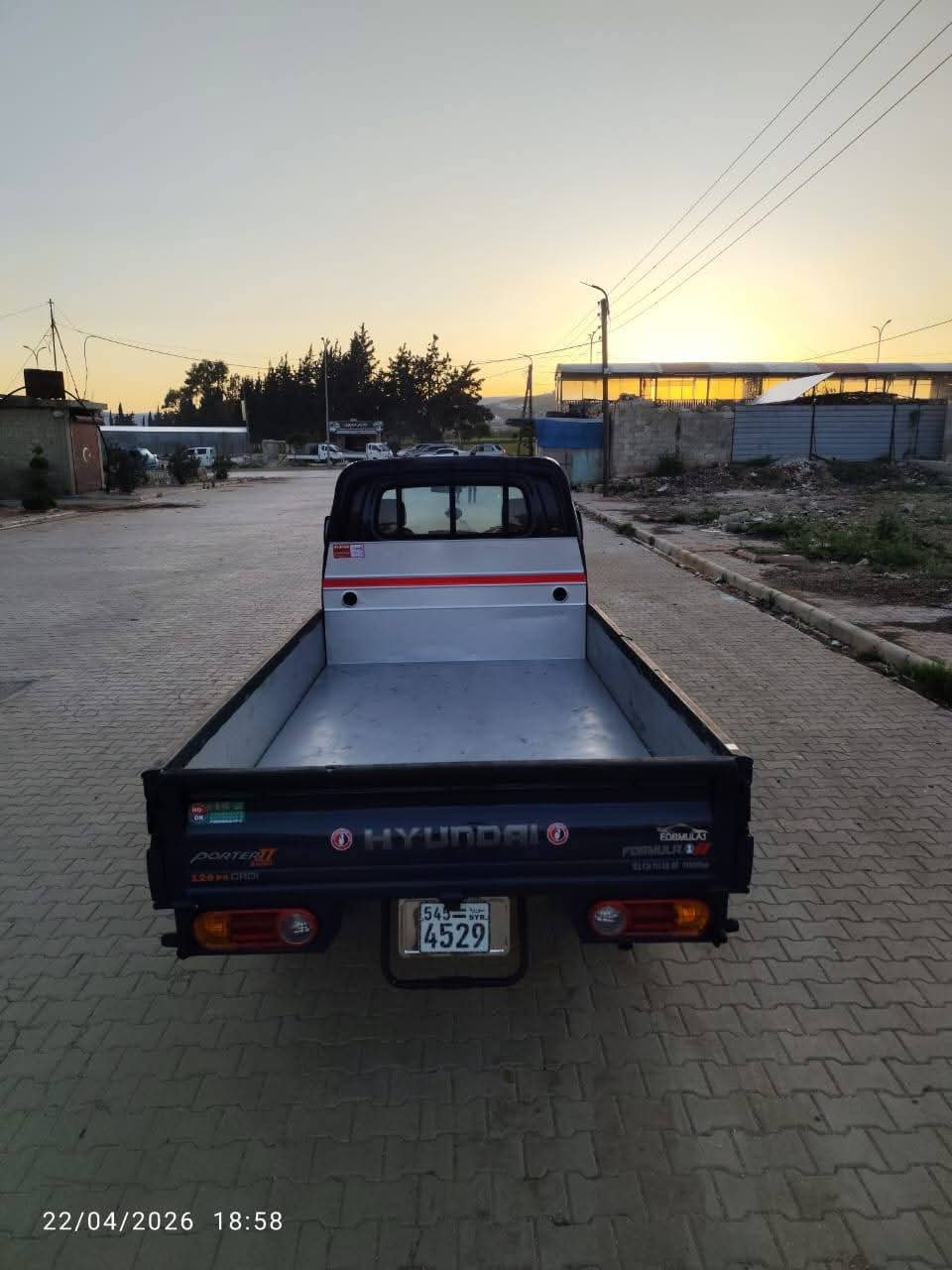 kilometrage car sale hyundai porter ii 2 crdi cargo truck used 2011 aleppo nz image