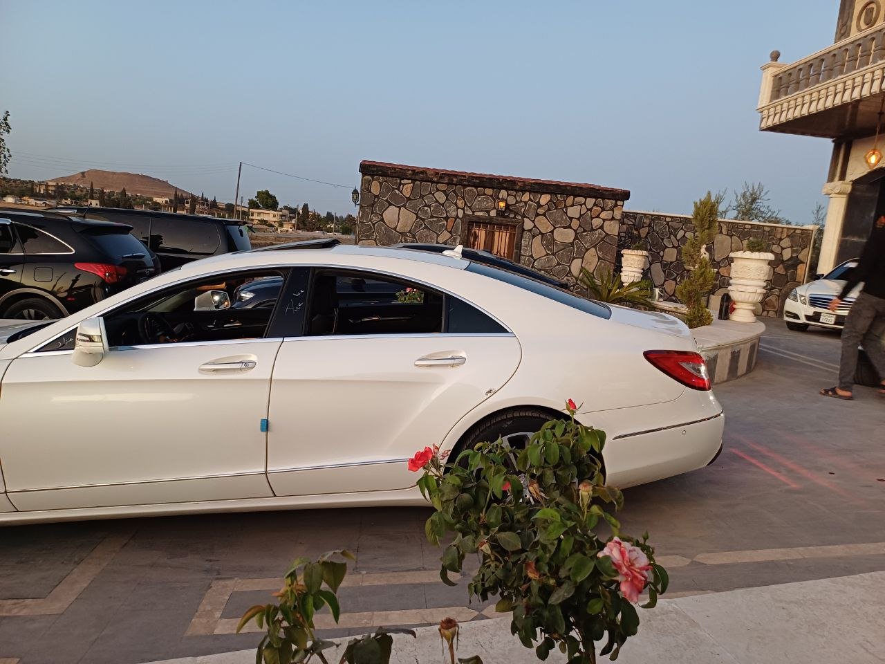 kilometrage car sale mercedes benz cls class cls 4 matic ncednbe used 2017 aleppo pb image