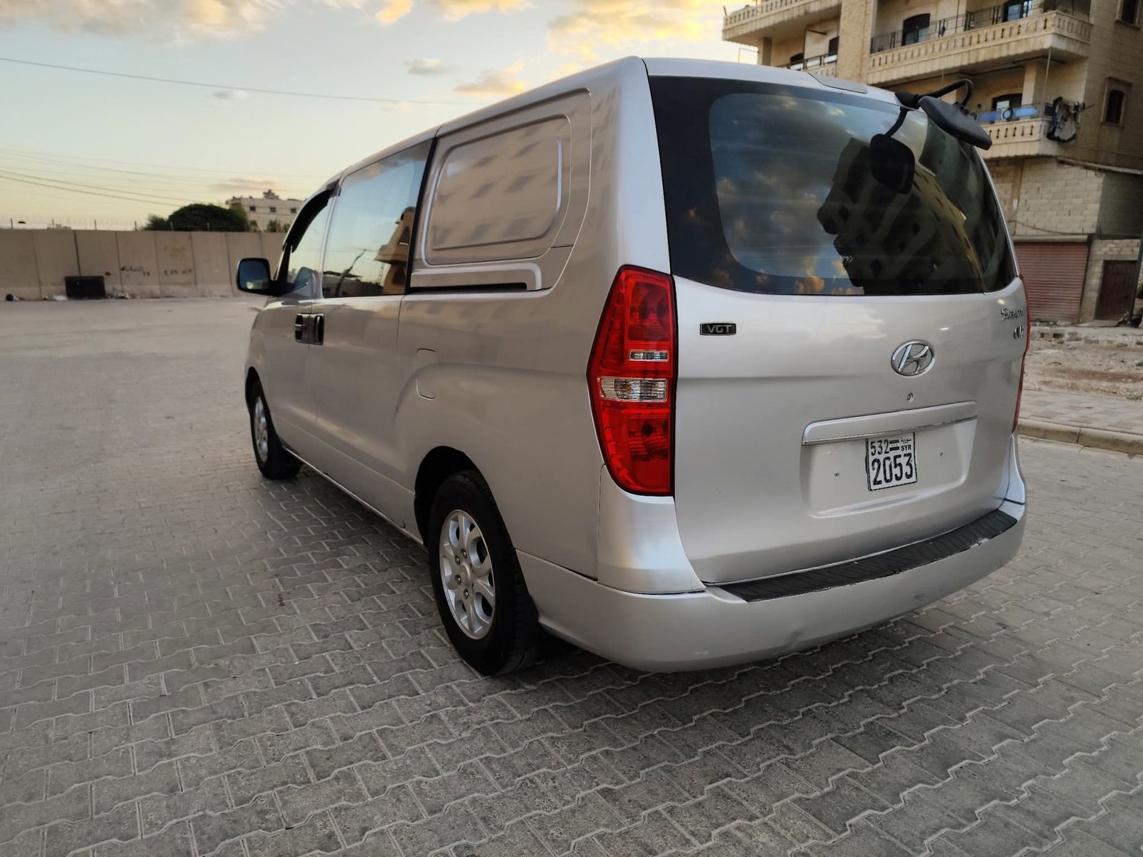 kilometrage car sale hyundai grand starex cvx van used 2008 aleppo yw image