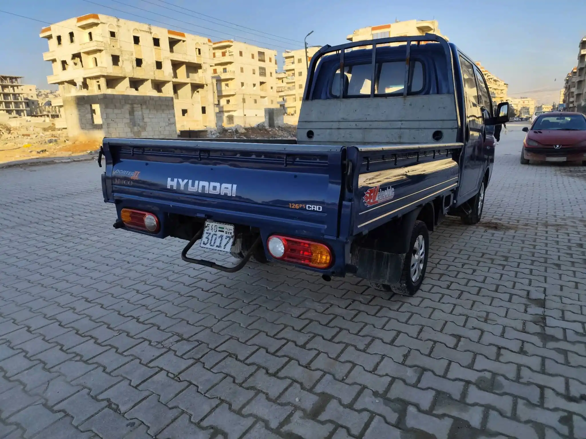 kilometrage car sale hyundai porter ii 2 crdi cargo truck used 2009 aleppo tk image