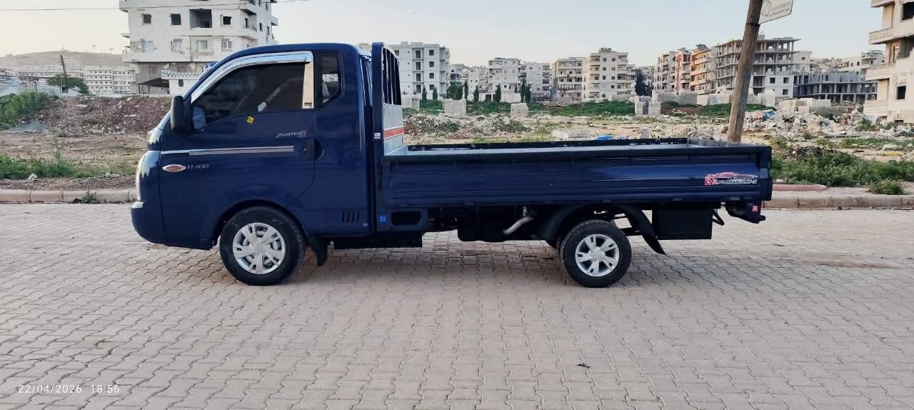 kilometrage car sale hyundai porter ii 2 crdi cargo truck used 2011 aleppo nz image