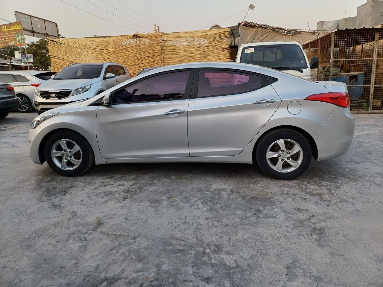 kilometrage car sale hyundai avante m16 gdi sedan used 2012 aleppo du image