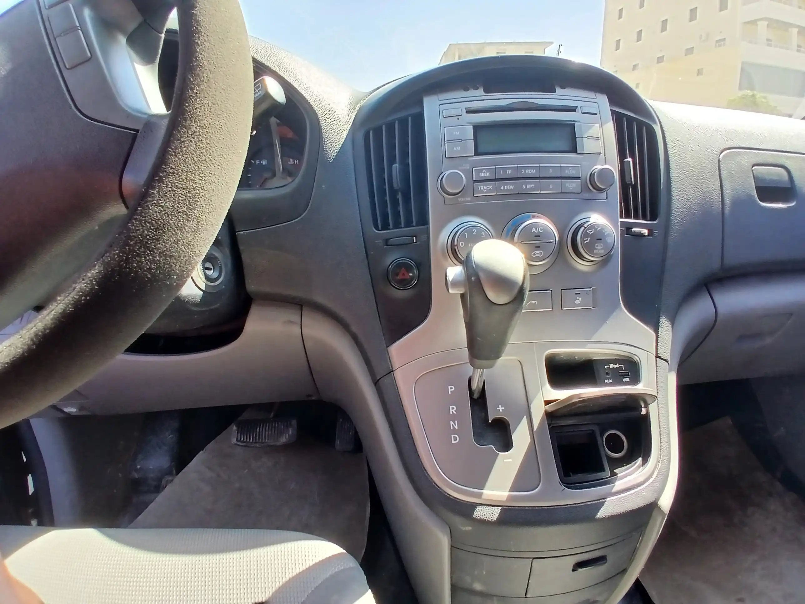 kilometrage car sale hyundai grand starex cvx van used 2012 aleppo ux image