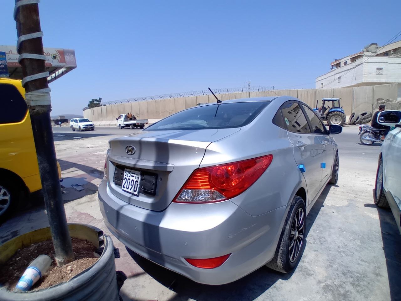 kilometrage car sale hyundai accent standard sedan used 2011 aleppo xj image
