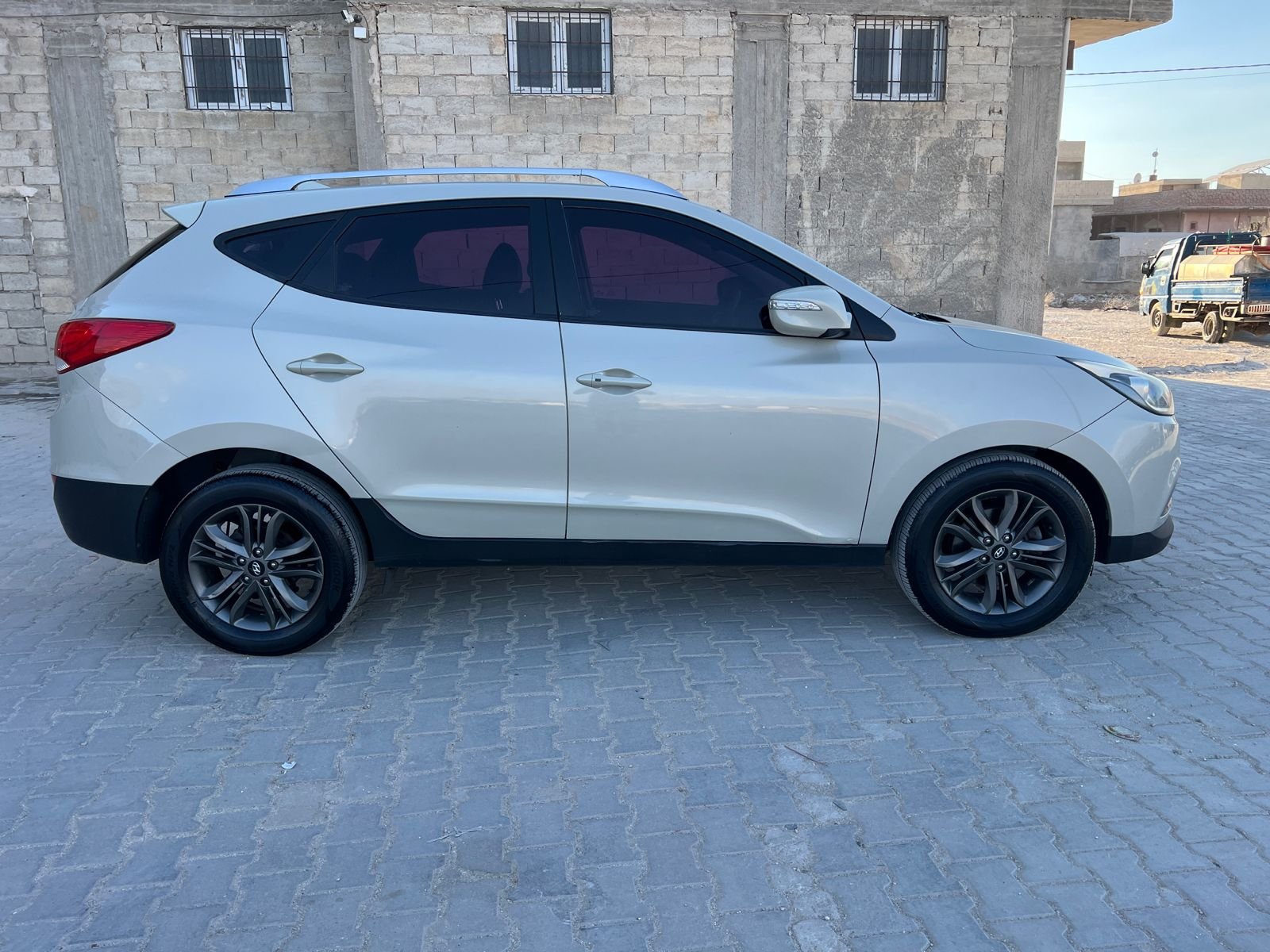 kilometrage car sale hyundai tucson standard suv used 2014 aleppo vc image