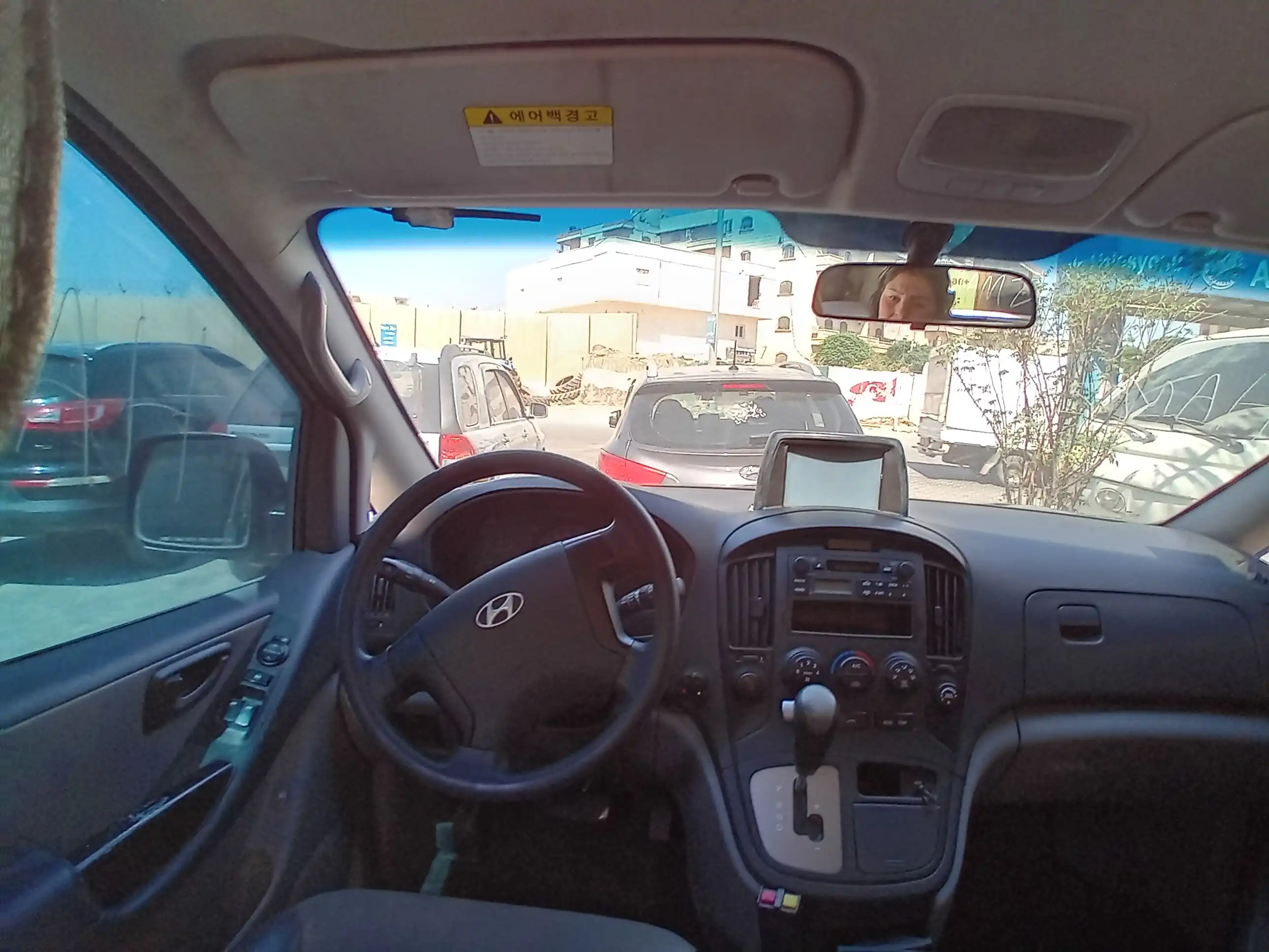 kilometrage car sale hyundai grand starex cvx van used 2010 aleppo qn image