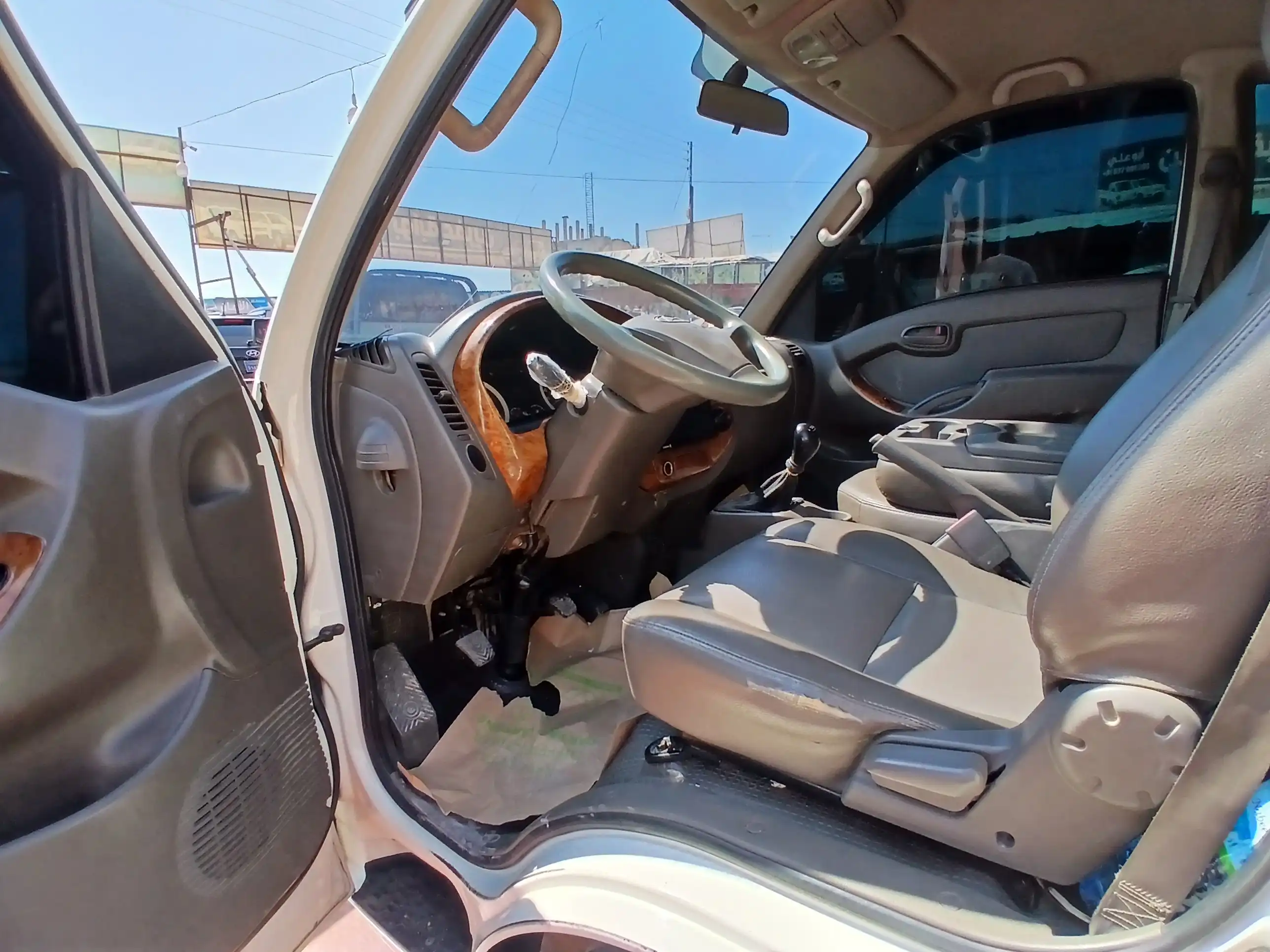 kilometrage car sale hyundai porter 2 crdi used 2013 rn image