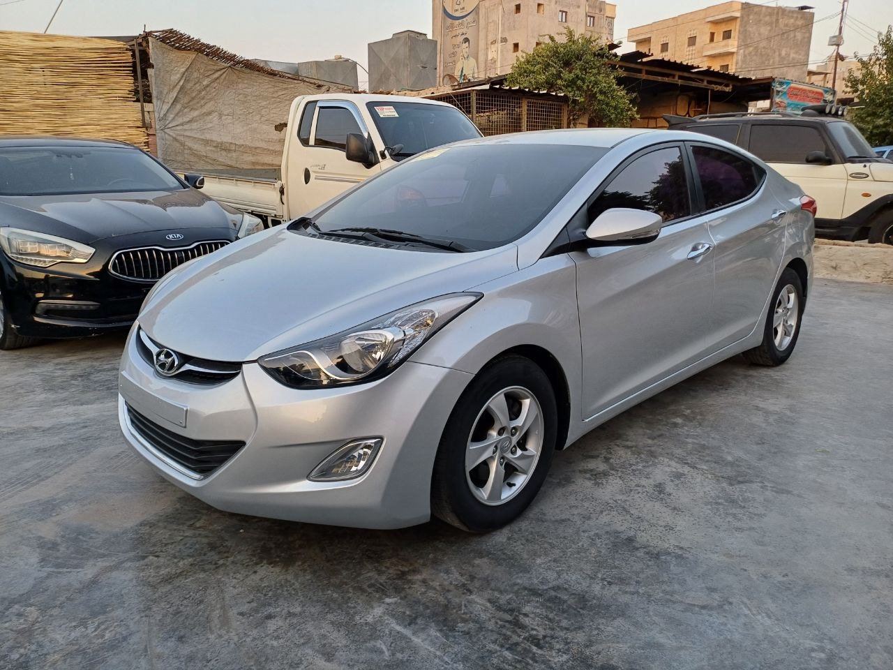 kilometrage car sale hyundai avante m16 gdi sedan used 2012 aleppo du image