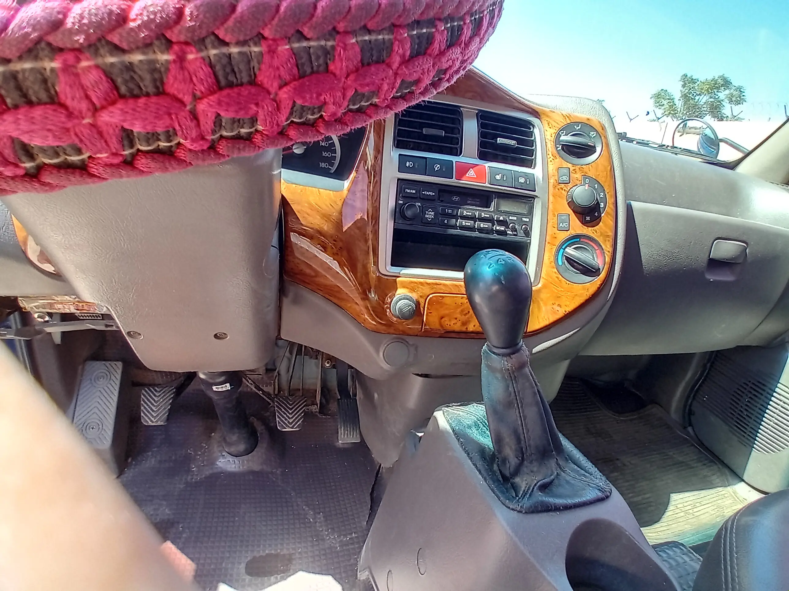 kilometrage car sale hyundai porter 2 crdi cargo truck used 2008 aleppo me image