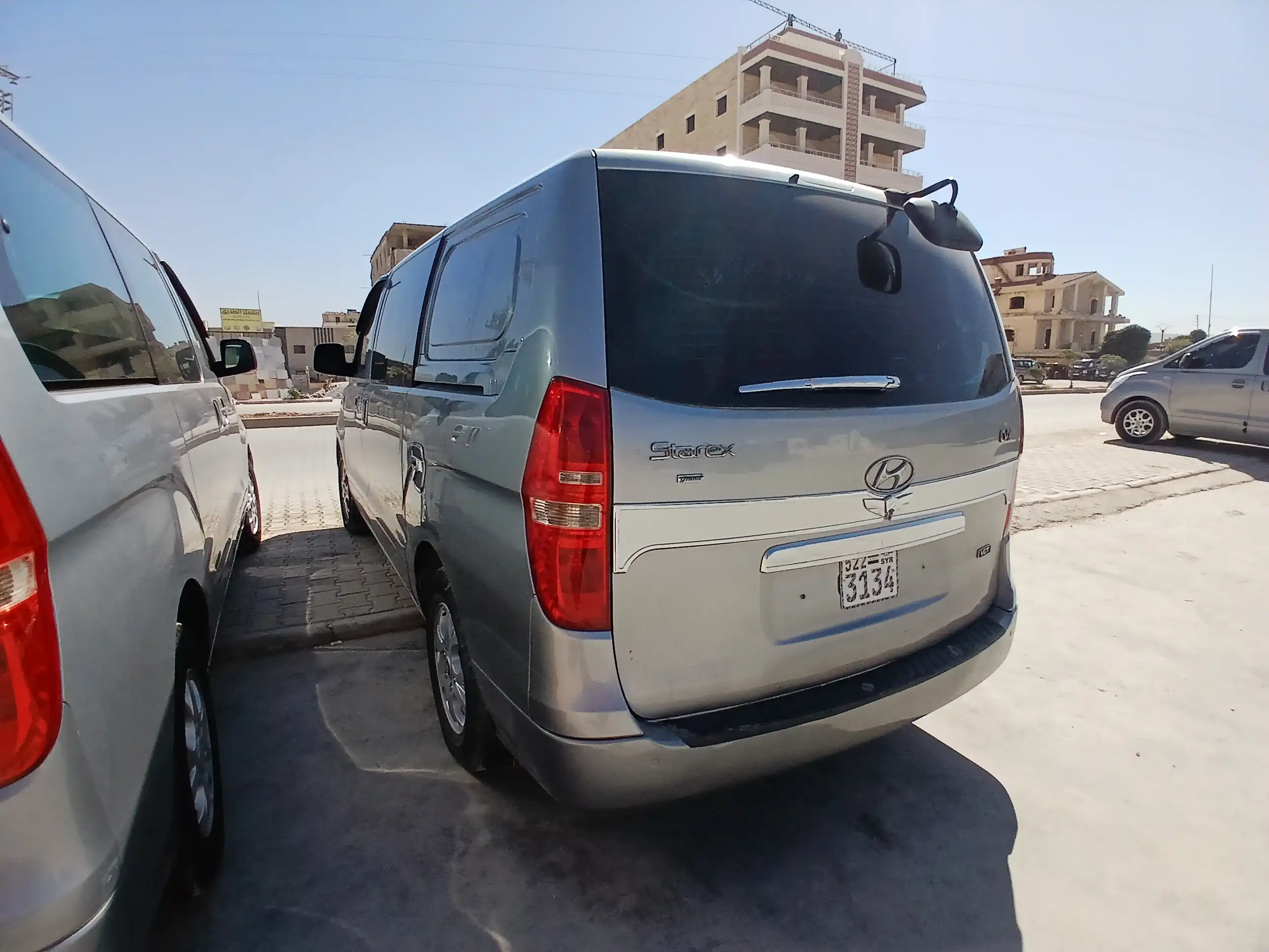 kilometrage car sale hyundai grand starex cvx van used 2012 aleppo ux image