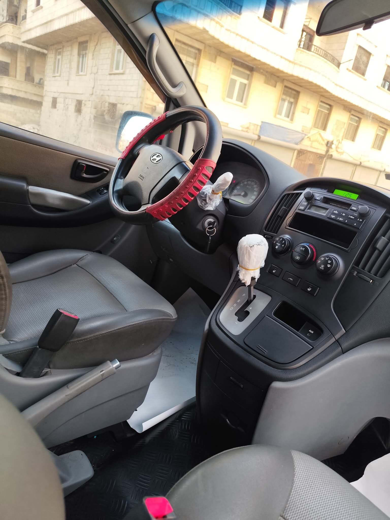 kilometrage car sale hyundai grand starex cvx van used 2008 aleppo yw image