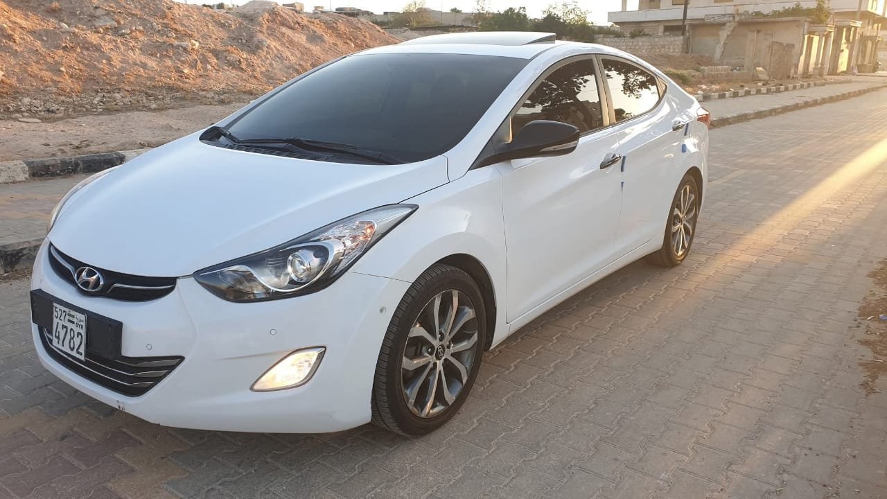 kilometrage car sale hyundai elantra standard sedan used 2013 aleppo wi image