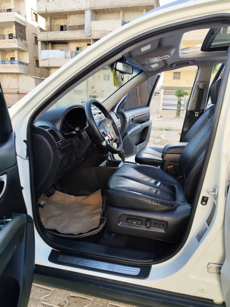 kilometrage car sale hyundai santa fe mlx suv used 2011 aleppo eu image