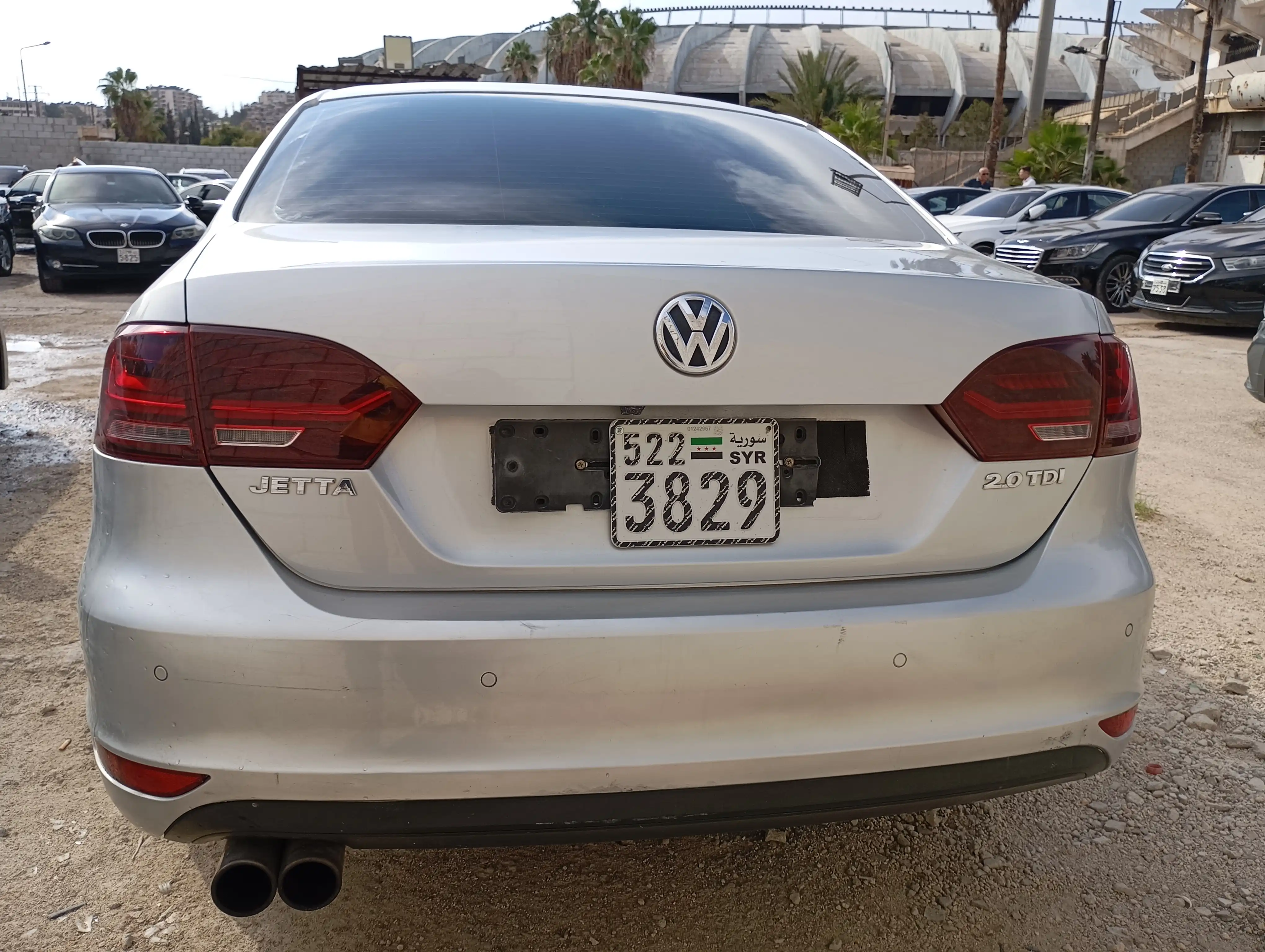 kilometrage car sale volkswagen sedan used 2011 aleppo oj image
