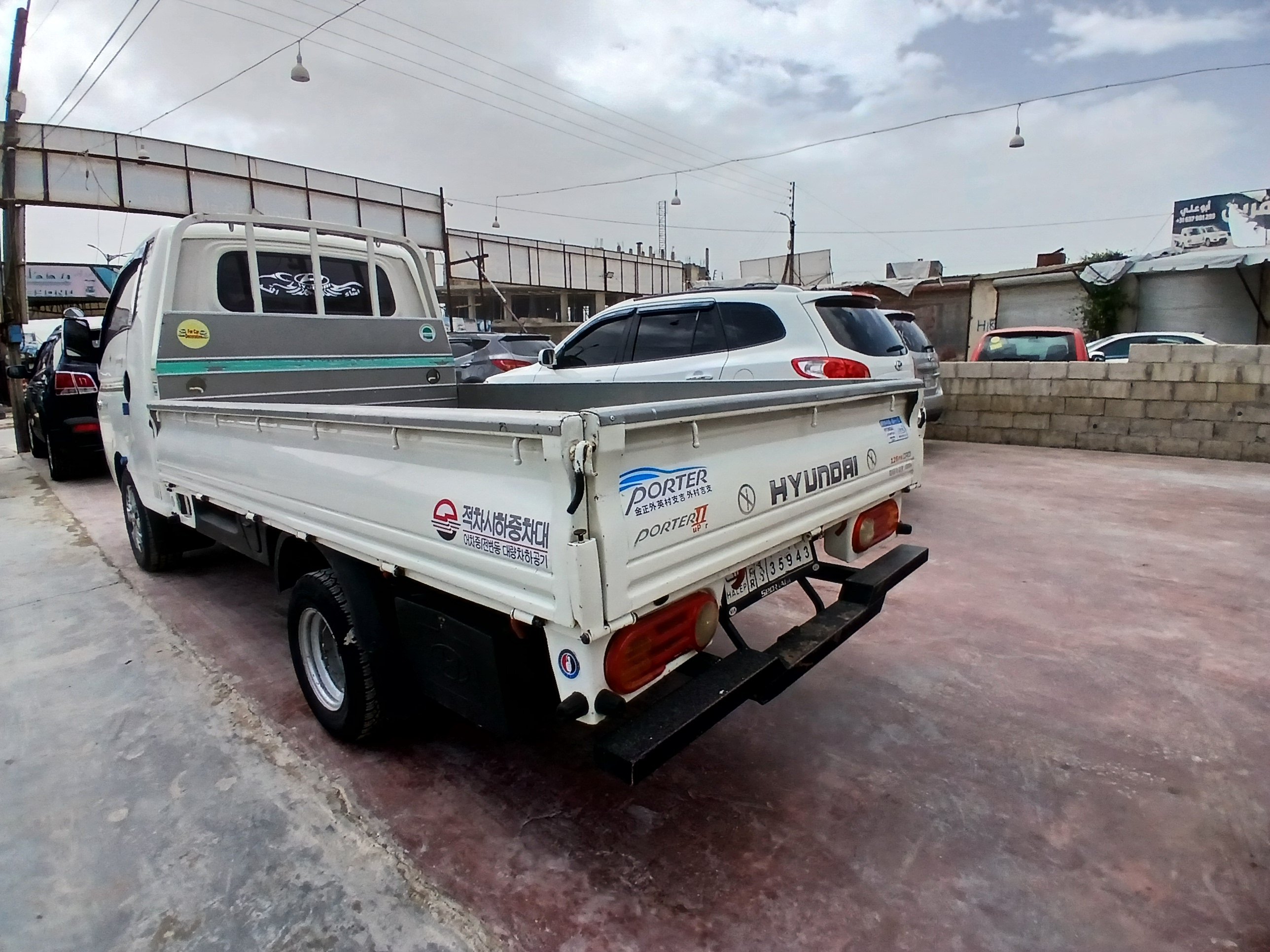 kilometrage car sale hyundai porter ii 2 crdi cargo truck used 2009 aleppo tr image