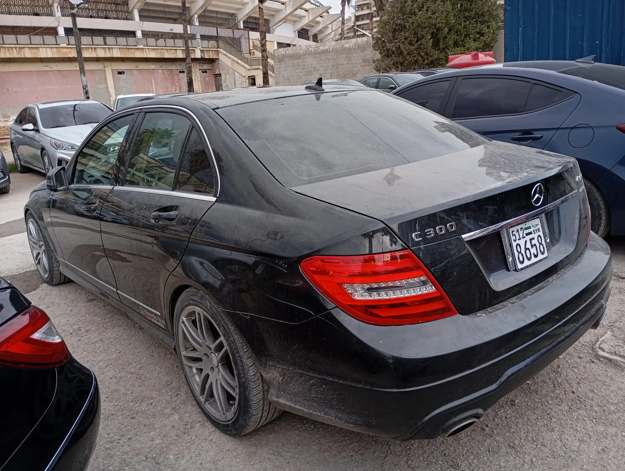 kilometrage car sale mercedes benz c class 200 sedan used 2013 aleppo nq image