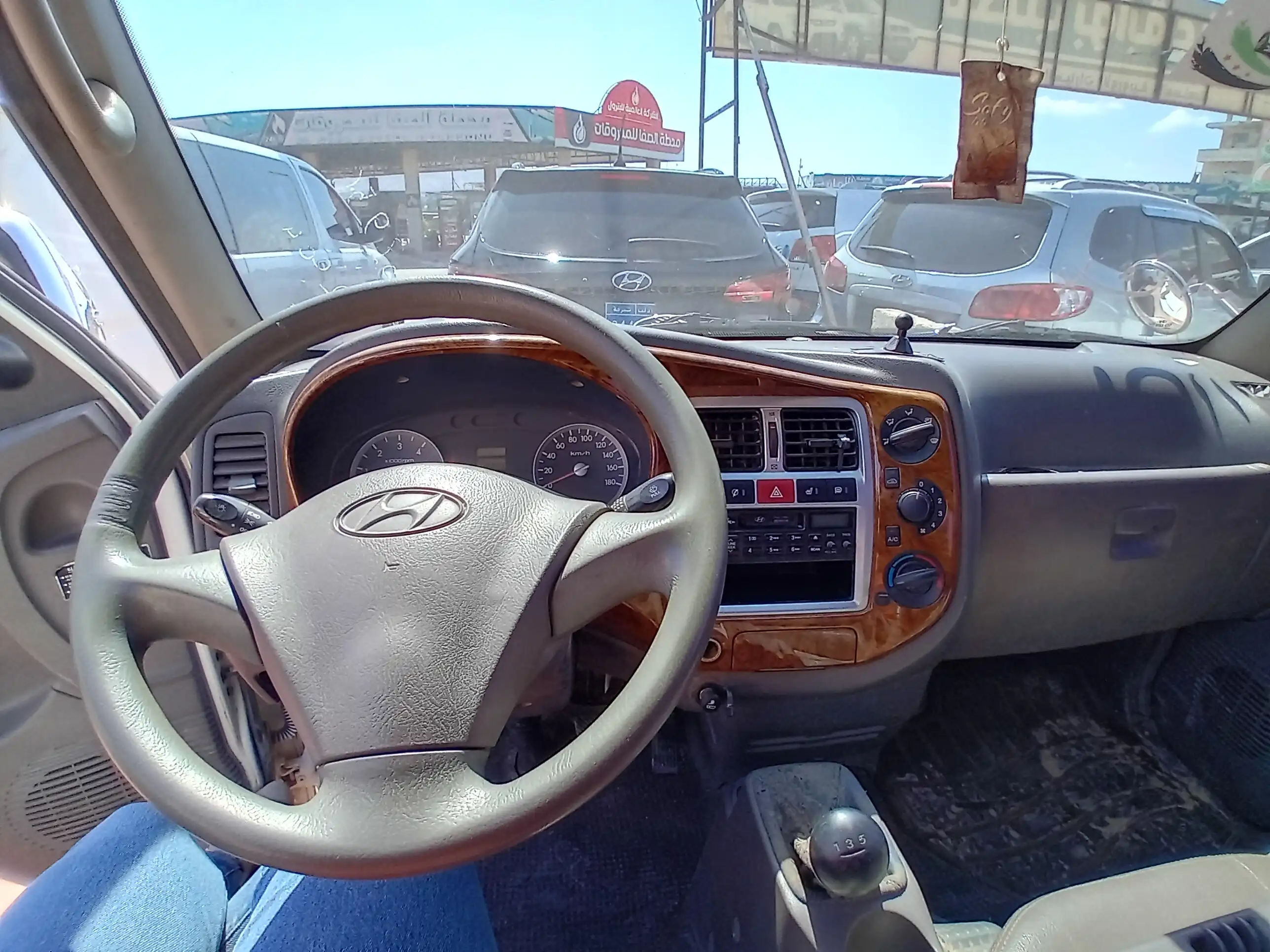 kilometrage car sale hyundai porter 2 crdi cargo truck used 2004 aleppo of image
