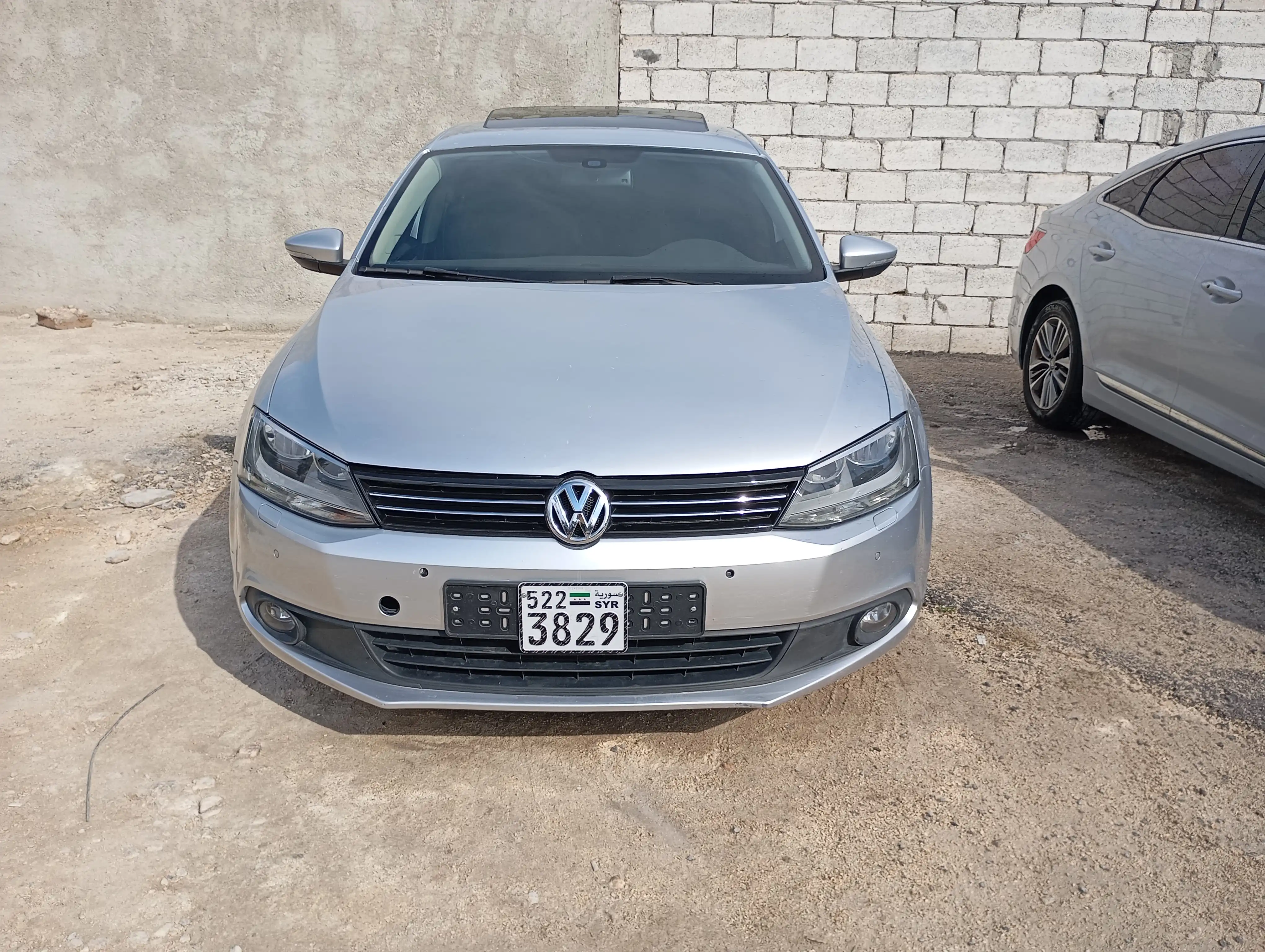 kilometrage car sale volkswagen sedan used 2011 aleppo oj image