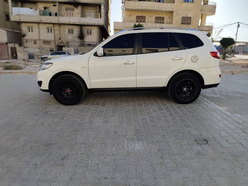 kilometrage car sale hyundai santa fe mlx suv used 2011 aleppo eu image