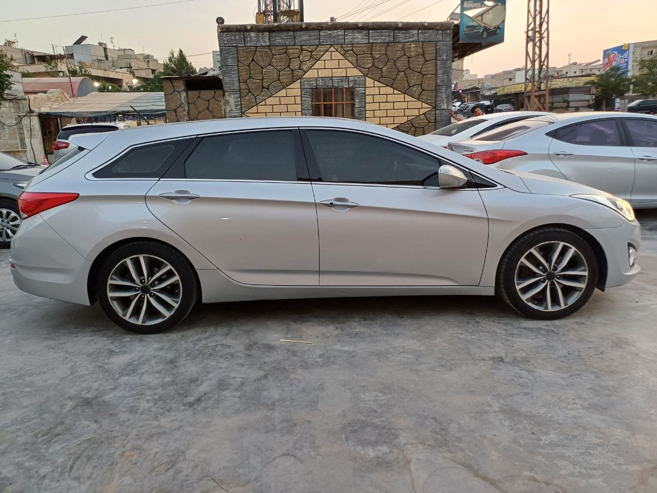kilometrage car sale hyundai i40 gdi station wagon used 2012 aleppo eg image
