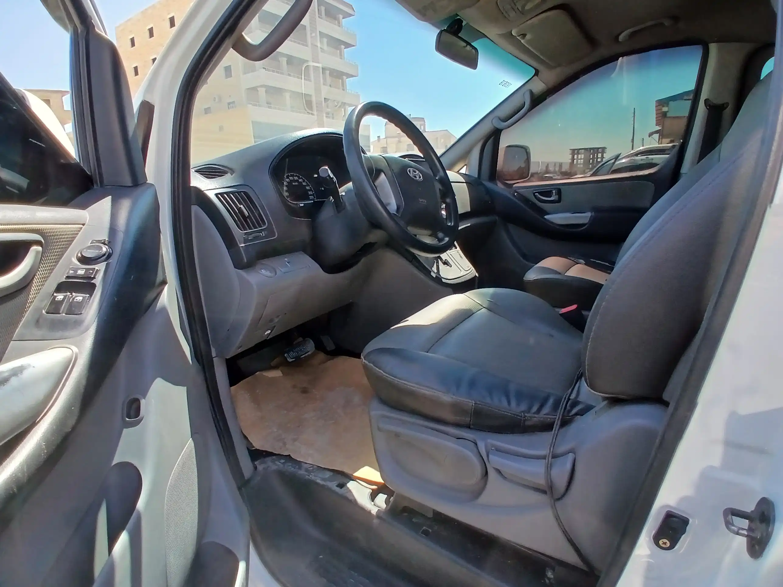 kilometrage car sale hyundai grand starex cvx van used 2008 aleppo qx image