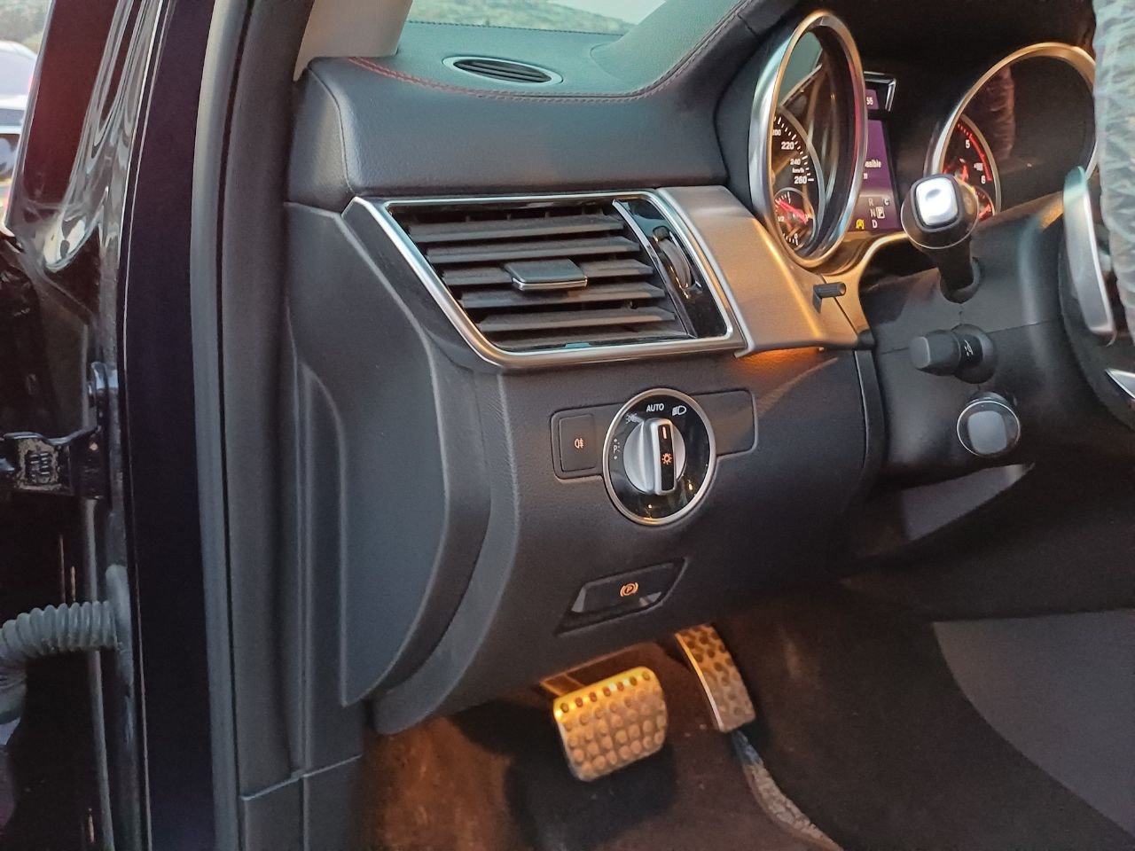 kilometrage car sale mercedes benz gle class 350 d 4 matic suv used 2018 aleppo eg image