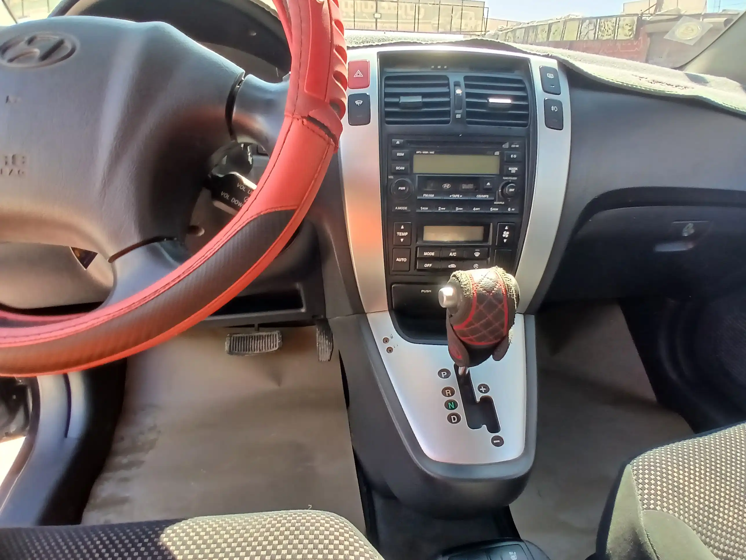 kilometrage car sale hyundai tucson standard suv used 2006 aleppo qn image