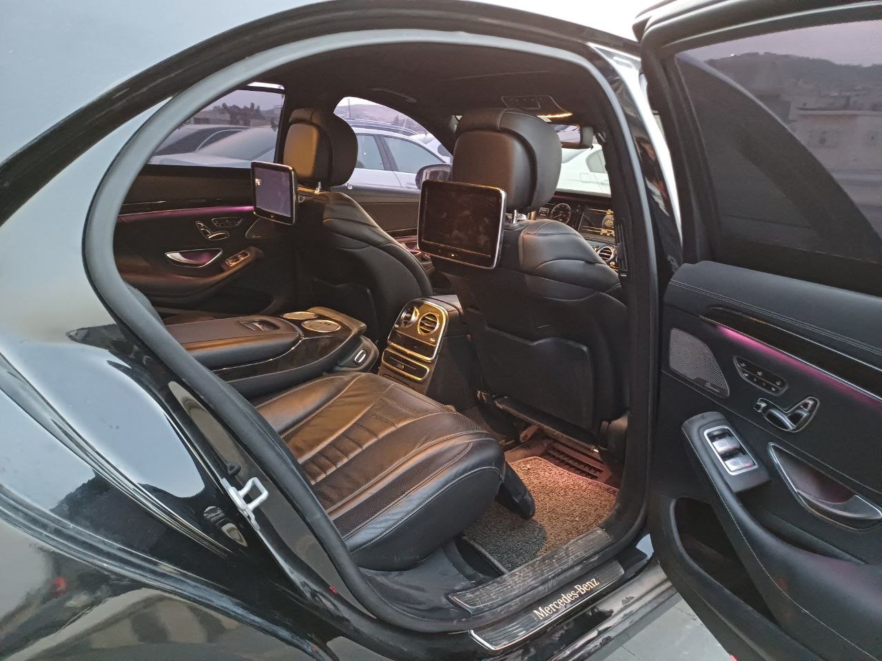 kilometrage car sale maybach s class s 560l sedan used 2018 aleppo fz image