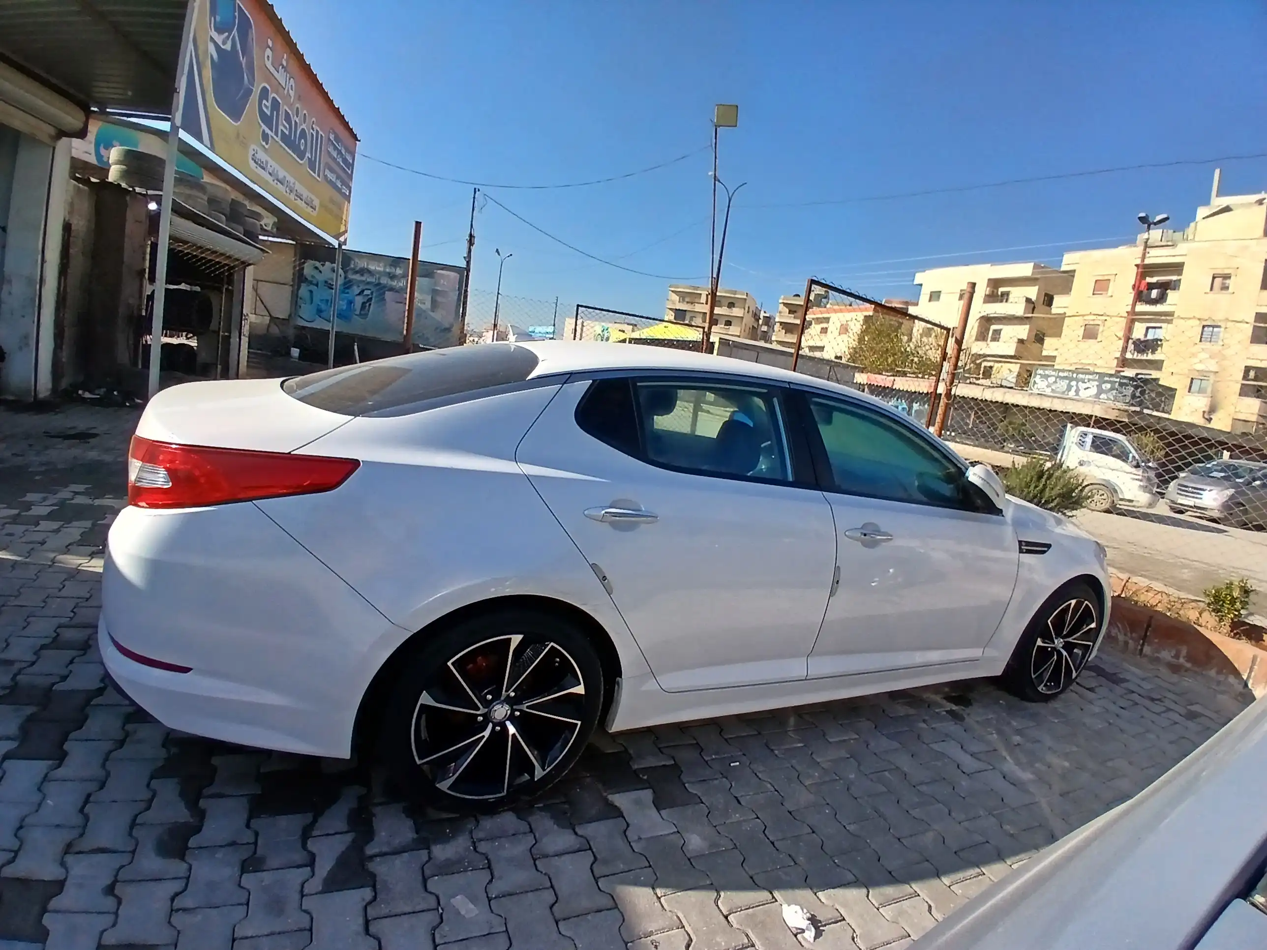 kilometrage car sale kia k5 standard sedan used 2011 aleppo nd image