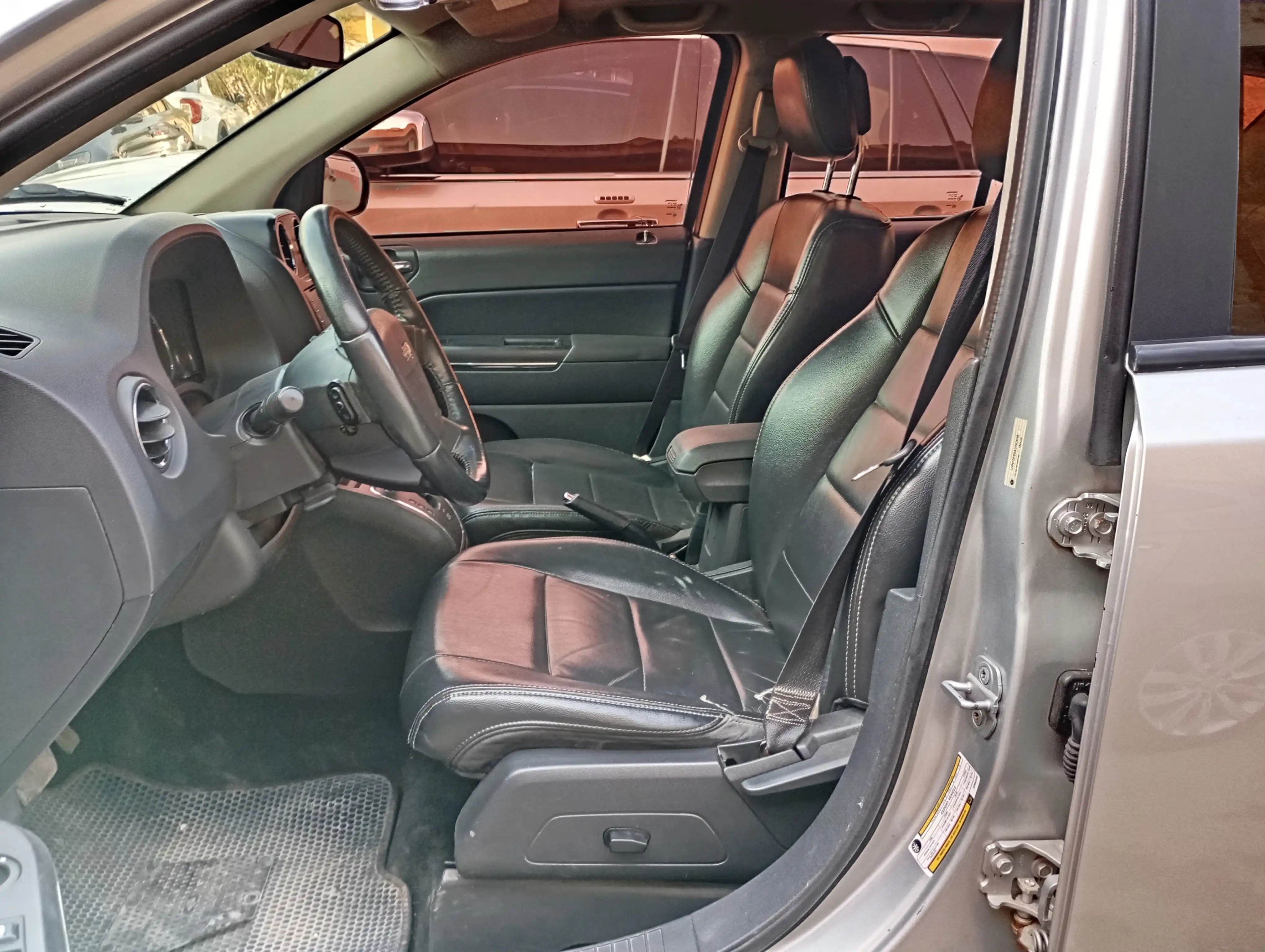 kilometrage car sale jeep grand cherokee standard suv used 2010 aleppo fy image