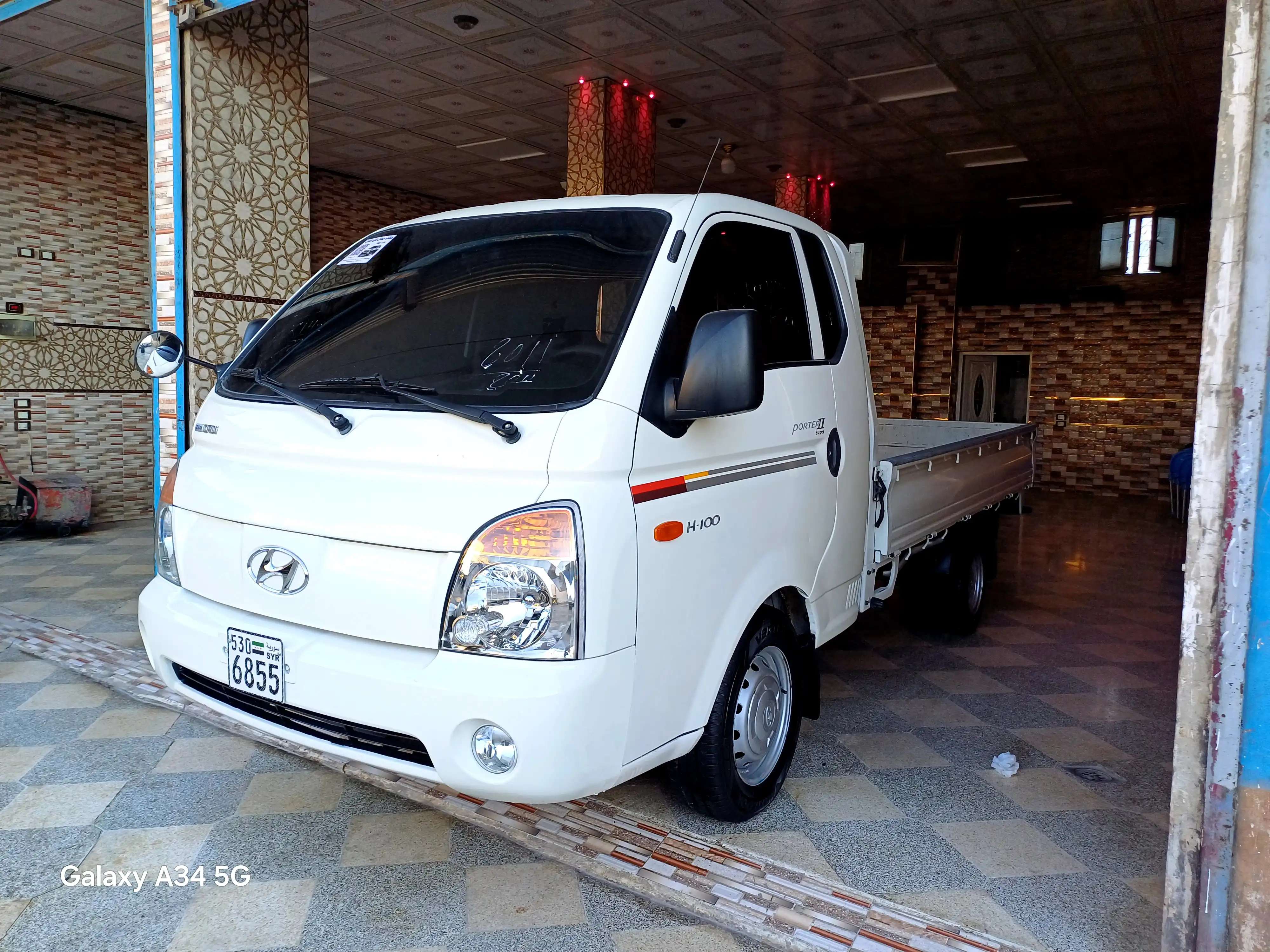 kilometrage car sale hyundai porter 2 crdi cargo truck used 2011 aleppo kq card image