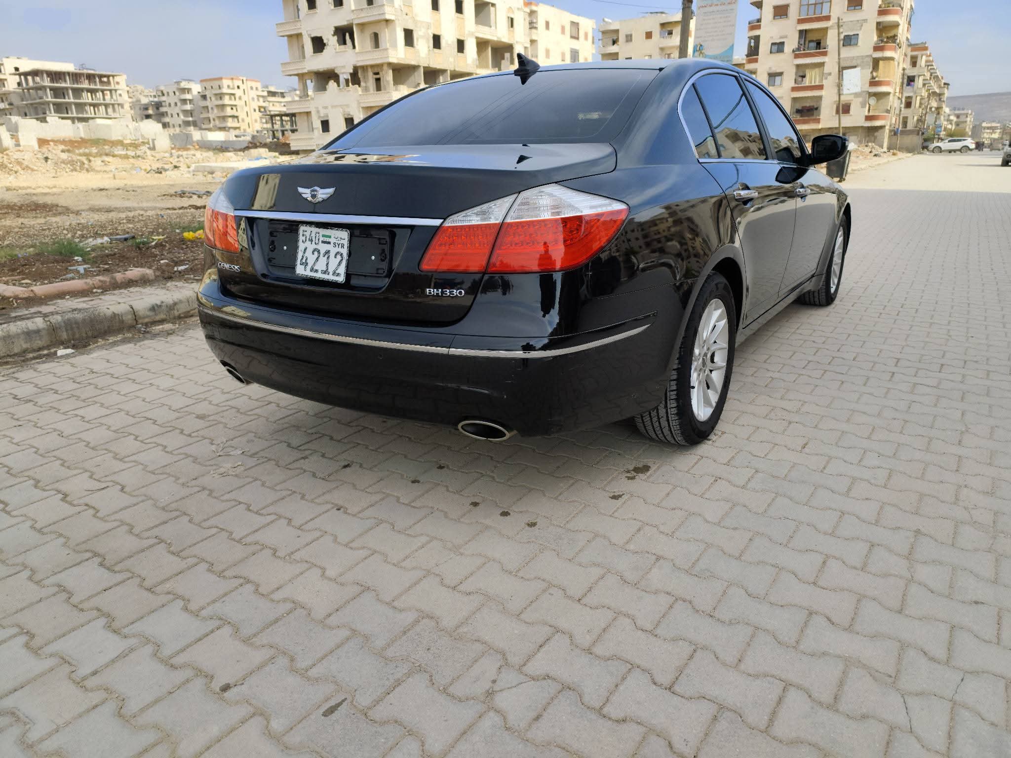 kilometrage car sale genesis bh 330 sedan used 2011 aleppo dt image