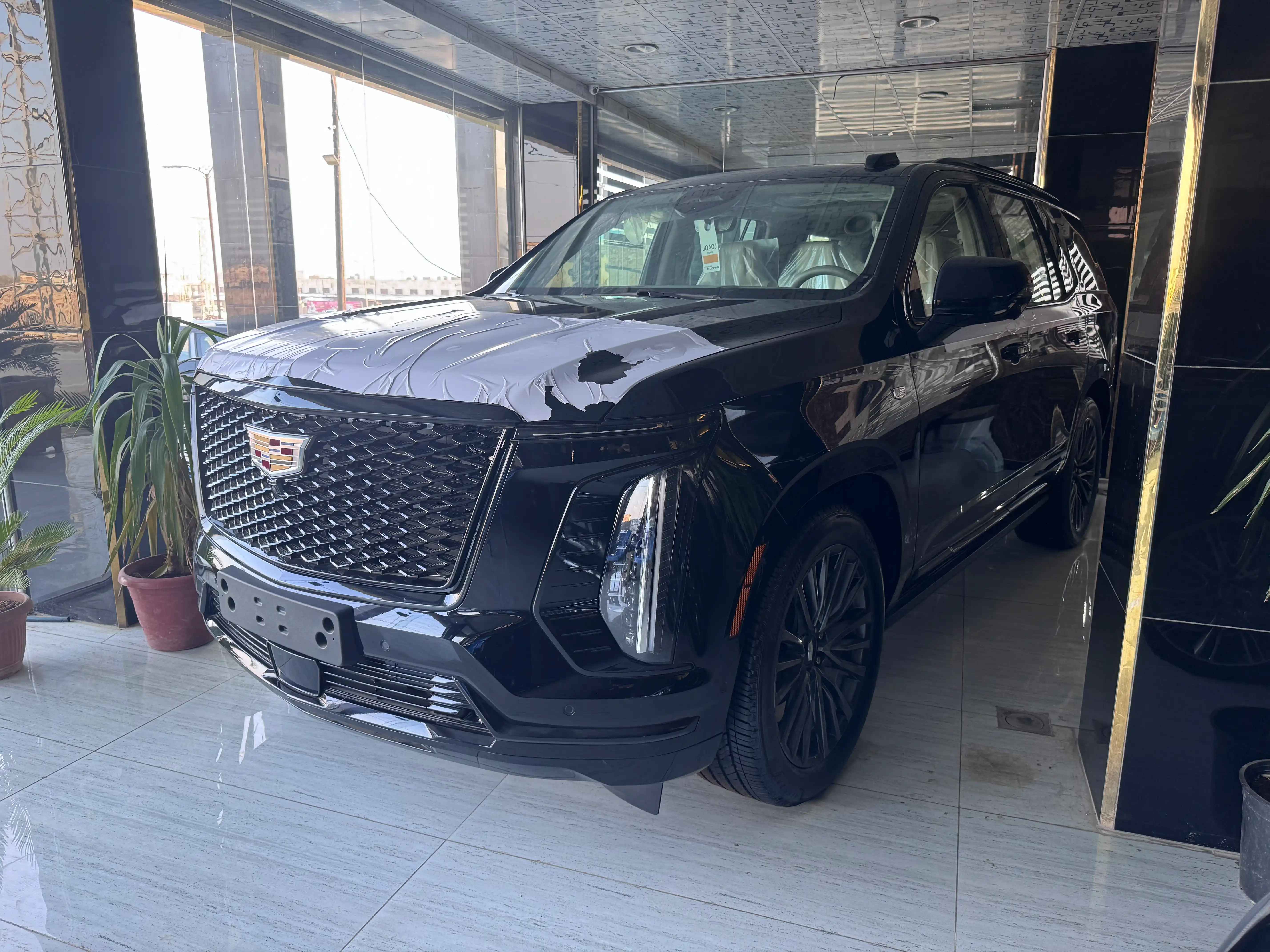 kilometrage car sale cadillac escalade sport suv new 2025 aleppo om image