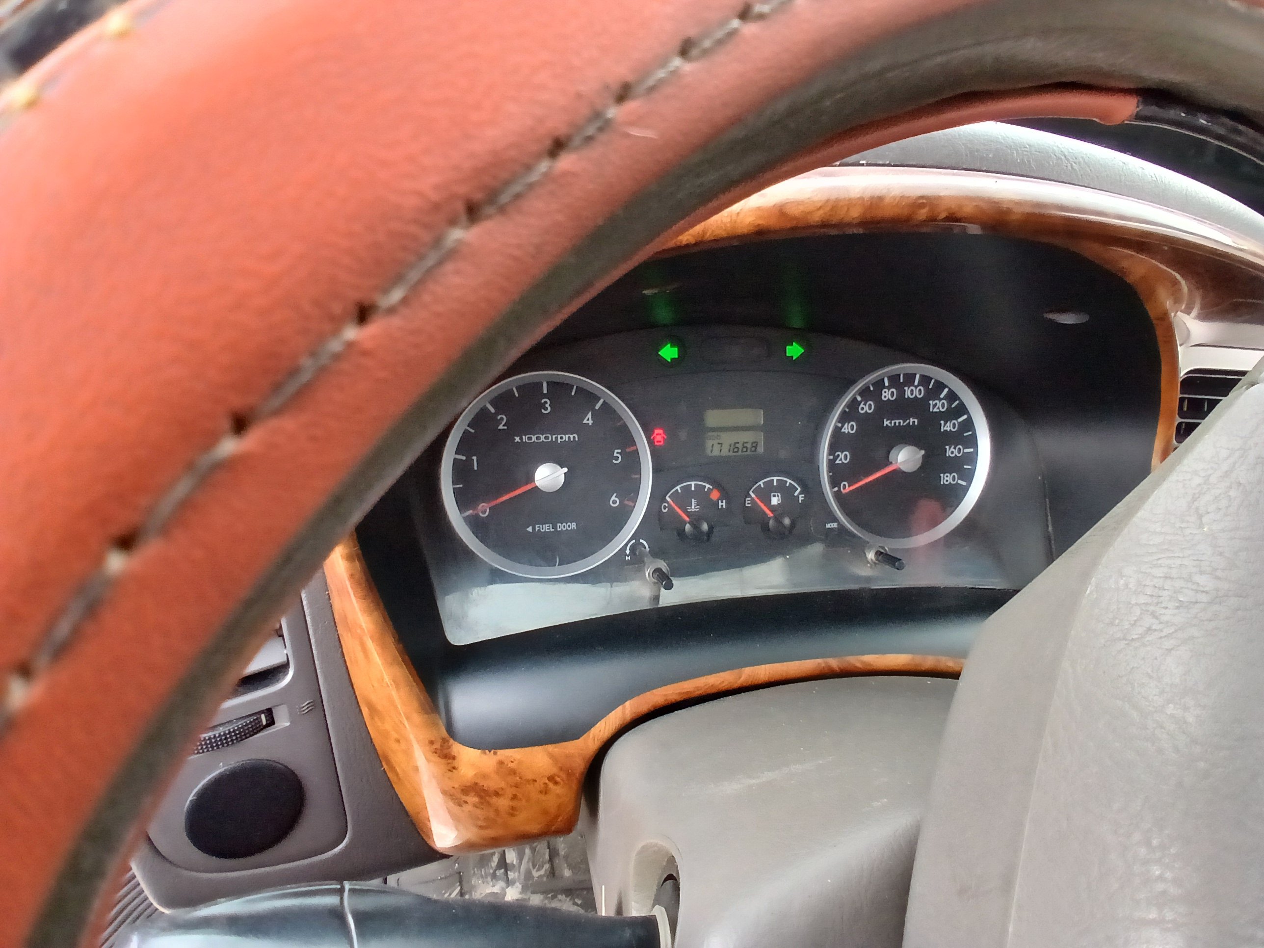 kilometrage car sale hyundai porter ii 2 crdi cargo truck used 2009 aleppo rz image