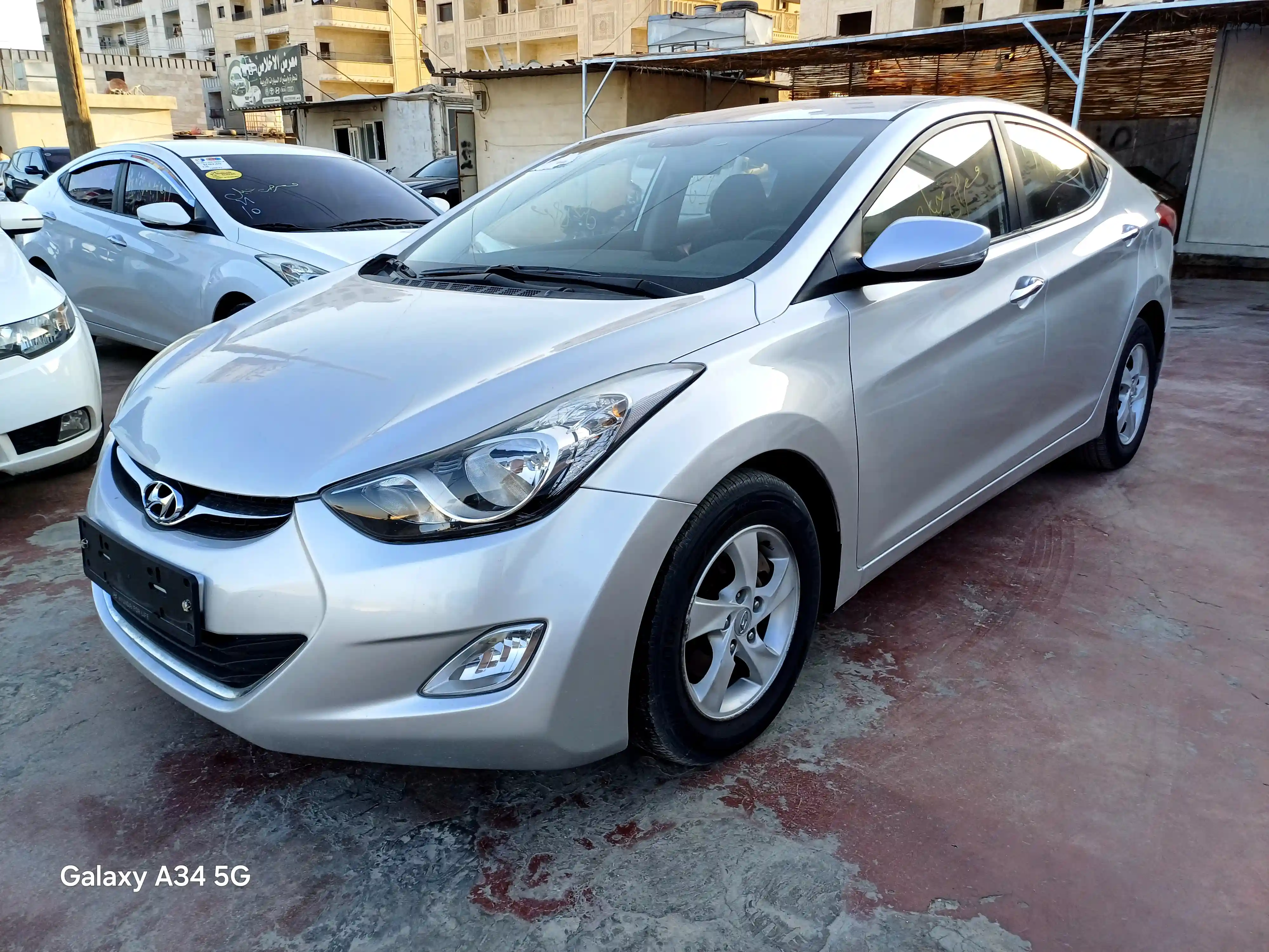 kilometrage car sale hyundai avante m16 gdi sedan used 2011 aleppo zv card image