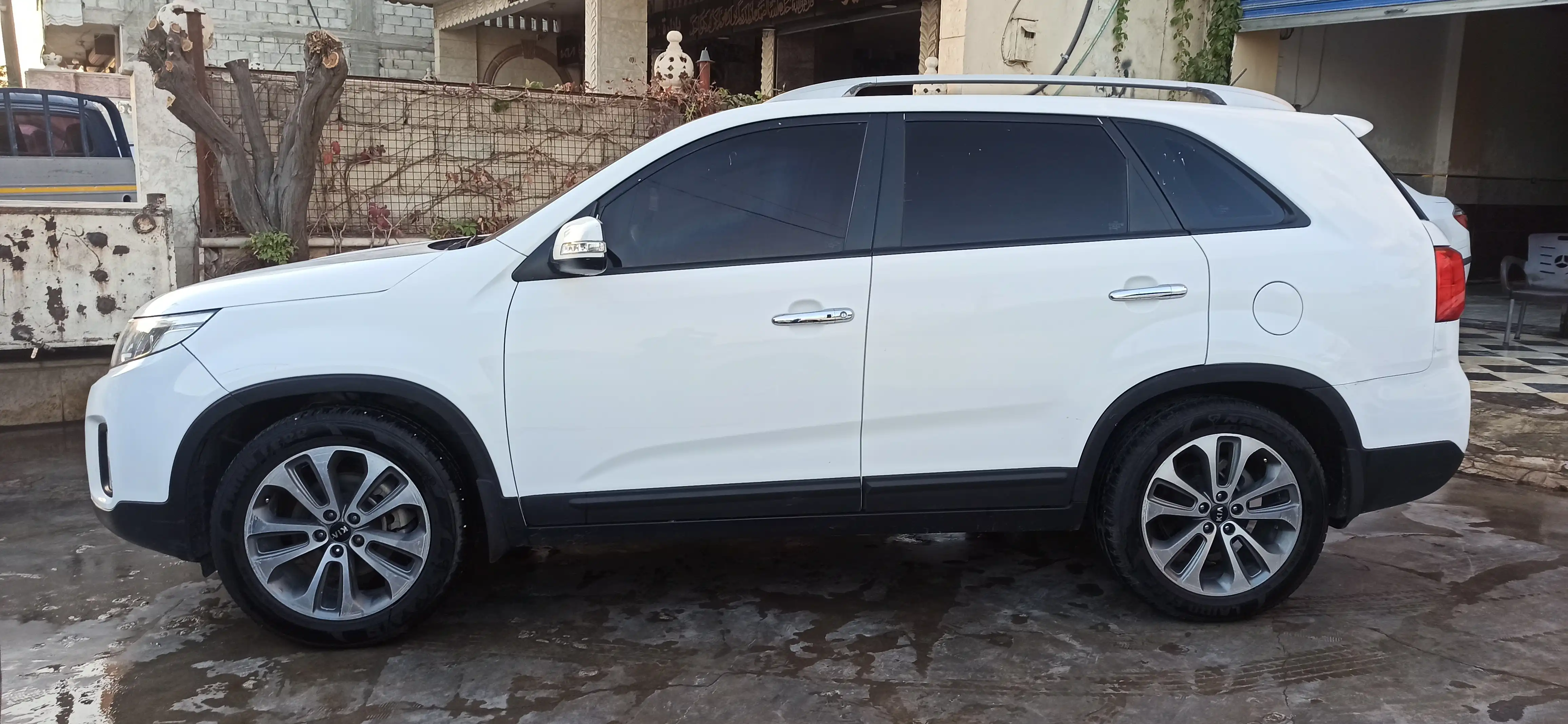 kilometrage car sale kia sportage tlx 2011 bg image