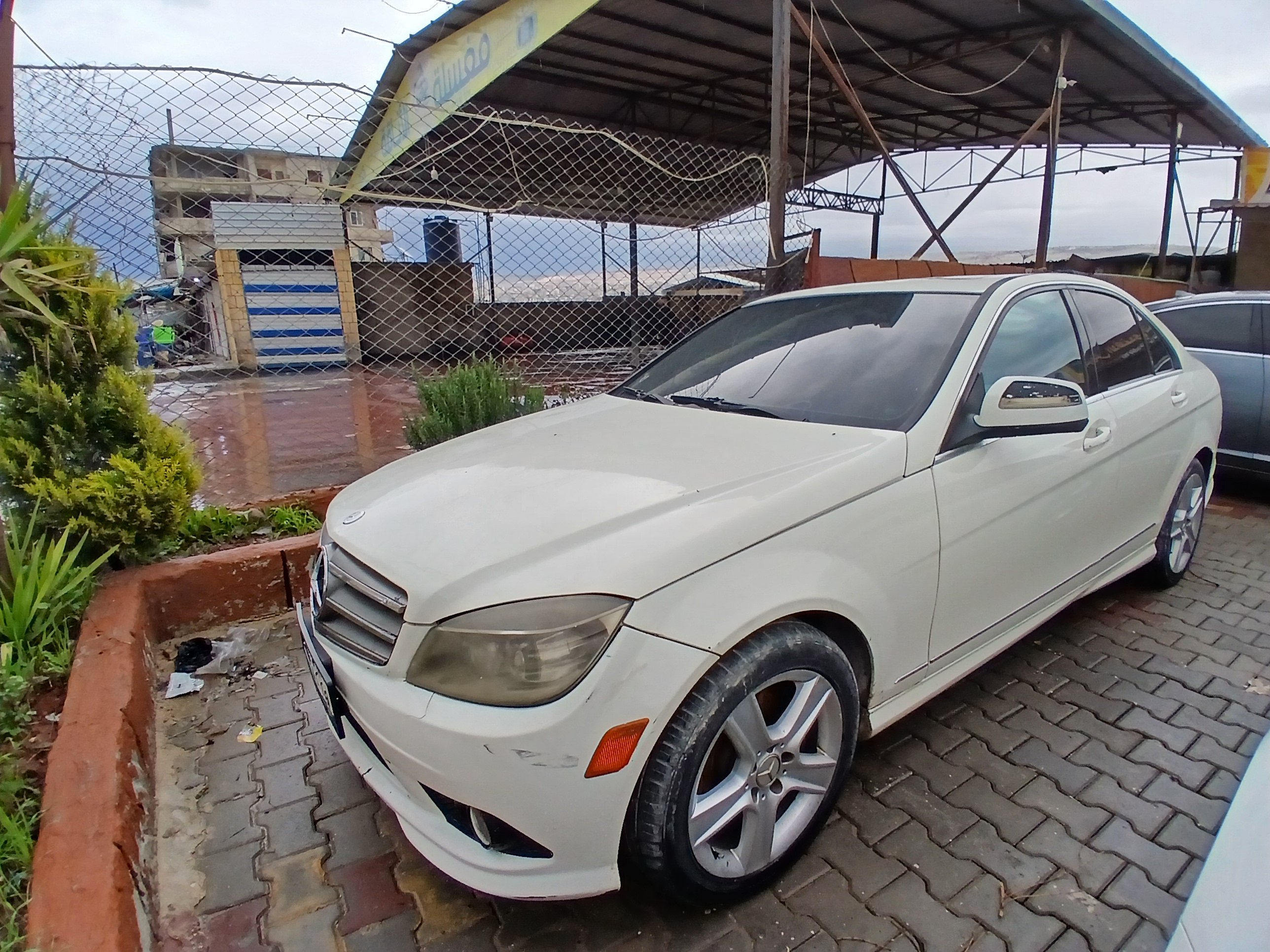 kilometrage car sale mercedes c class c 300 sedan used 2010 aleppo ez image