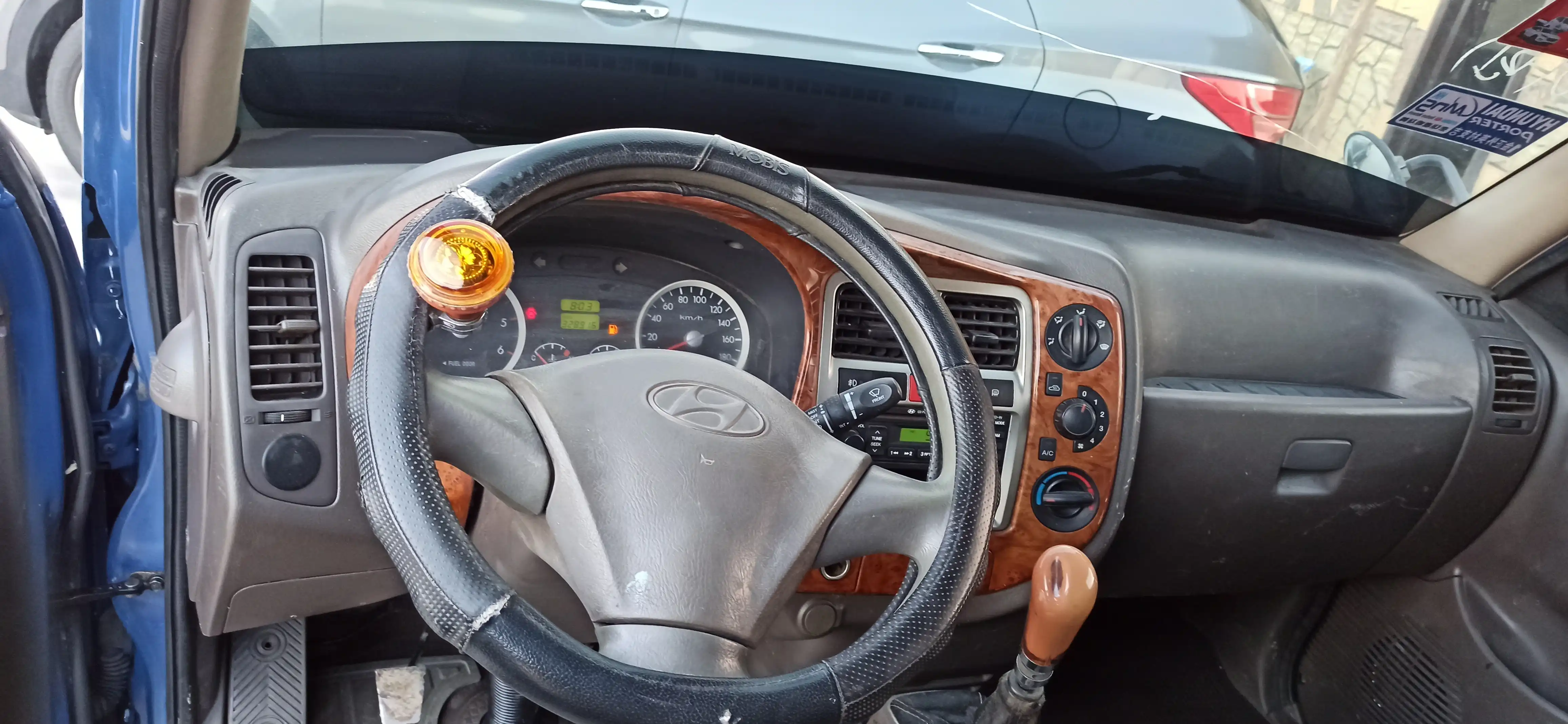 kilometrage car sale hyundai porter ii 2 standard cargo truck used 2010 aleppo zx image