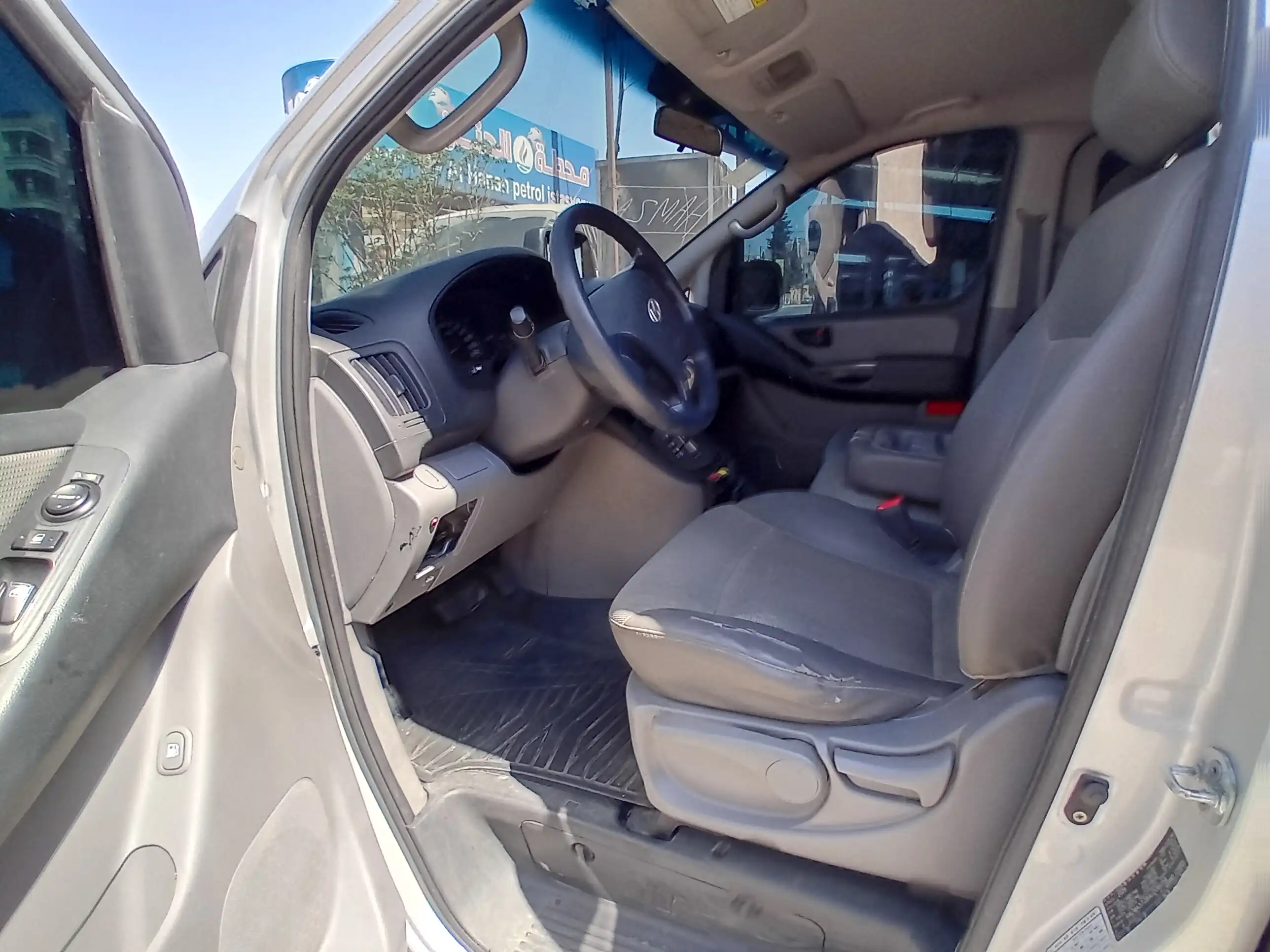 kilometrage car sale hyundai grand starex cvx van used 2010 aleppo qn image
