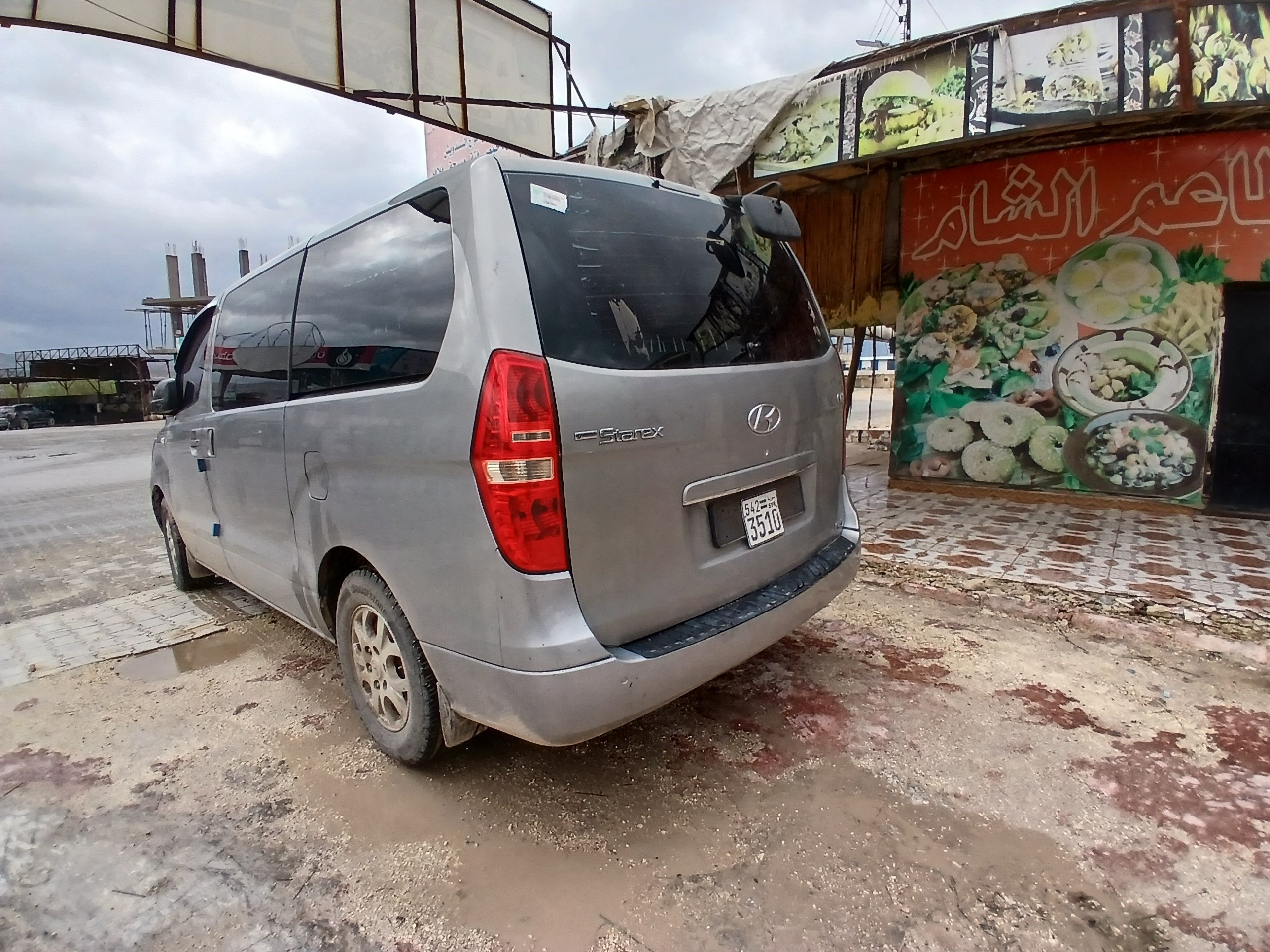 kilometrage car sale hyundai grand starex cvx van used 2011 aleppo qf image