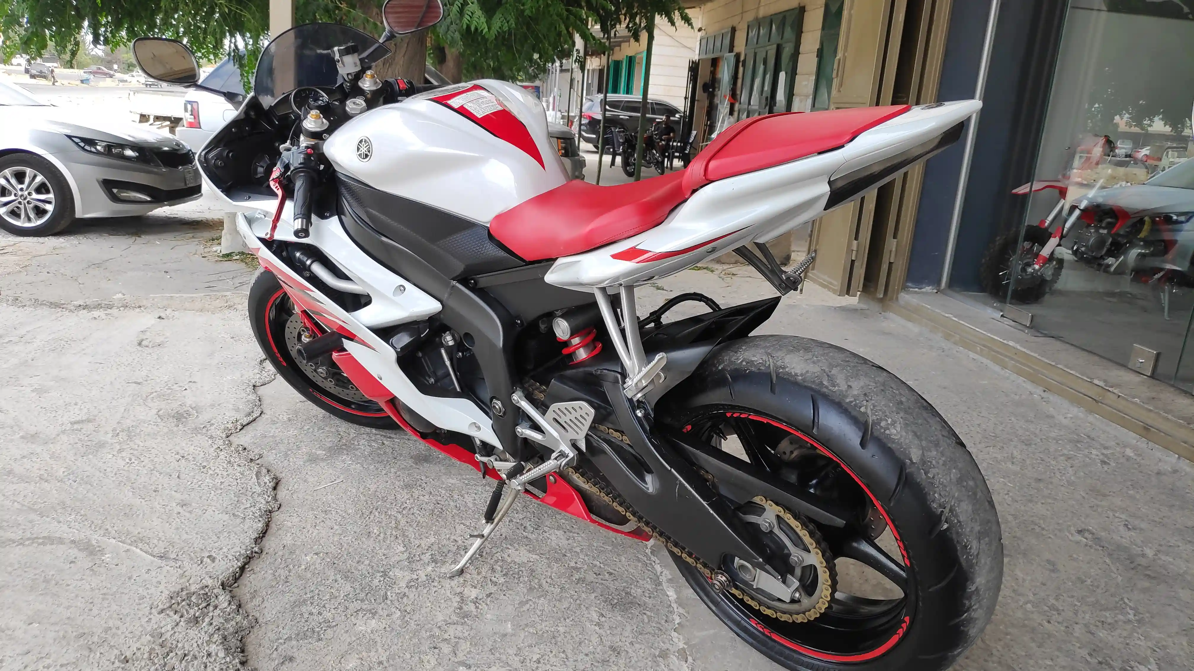 kilometrage motorbike yamaha r 6 yzf standard sport used 2006 tartus pn image