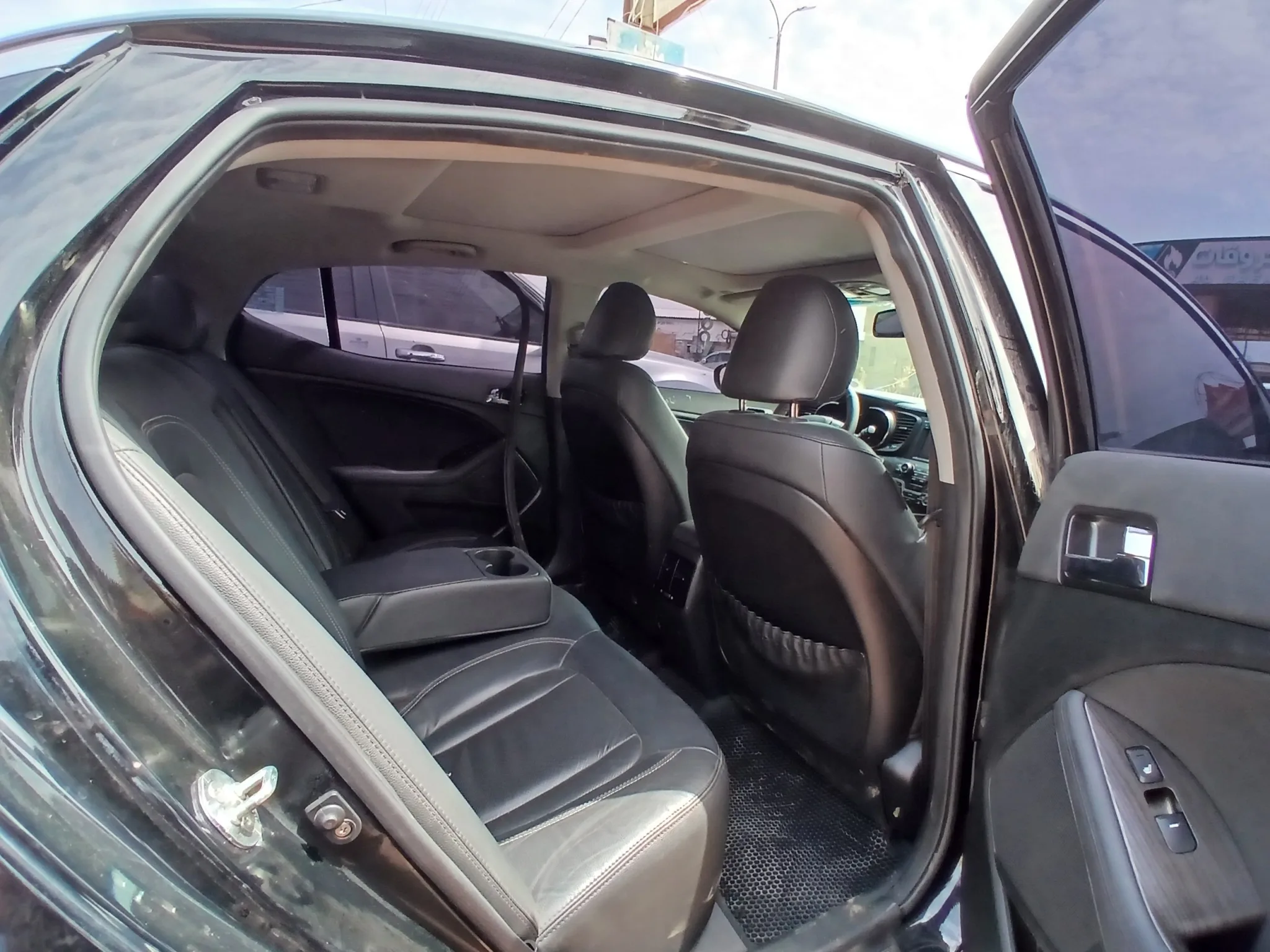 kilometrage car sale kia k5 standard sedan used 2010 aleppo xa image